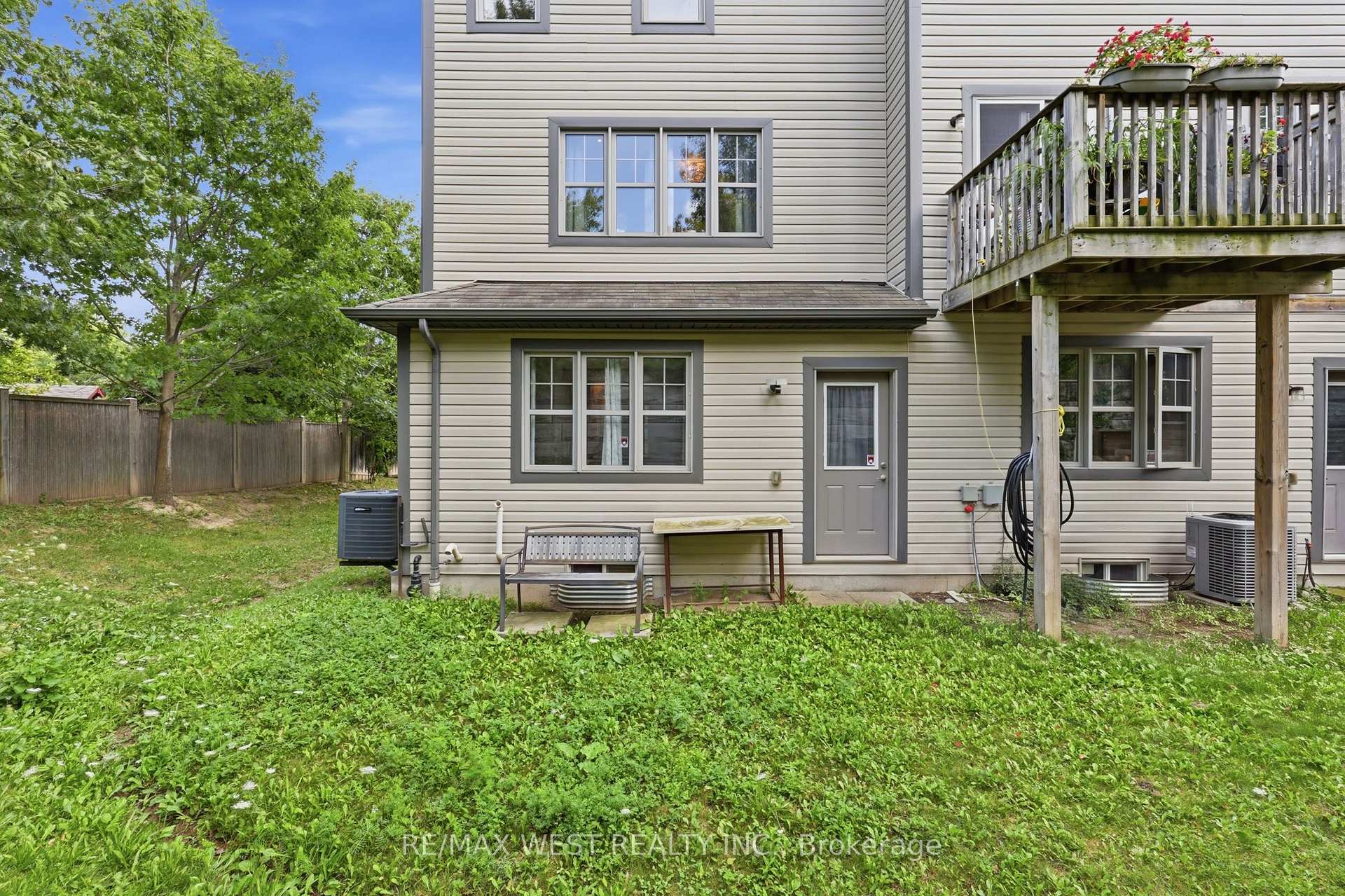 Photo 64 of Unit 35, 701 Homer Watson Boulevard, Kitchener, Country Hills East — HOMEH