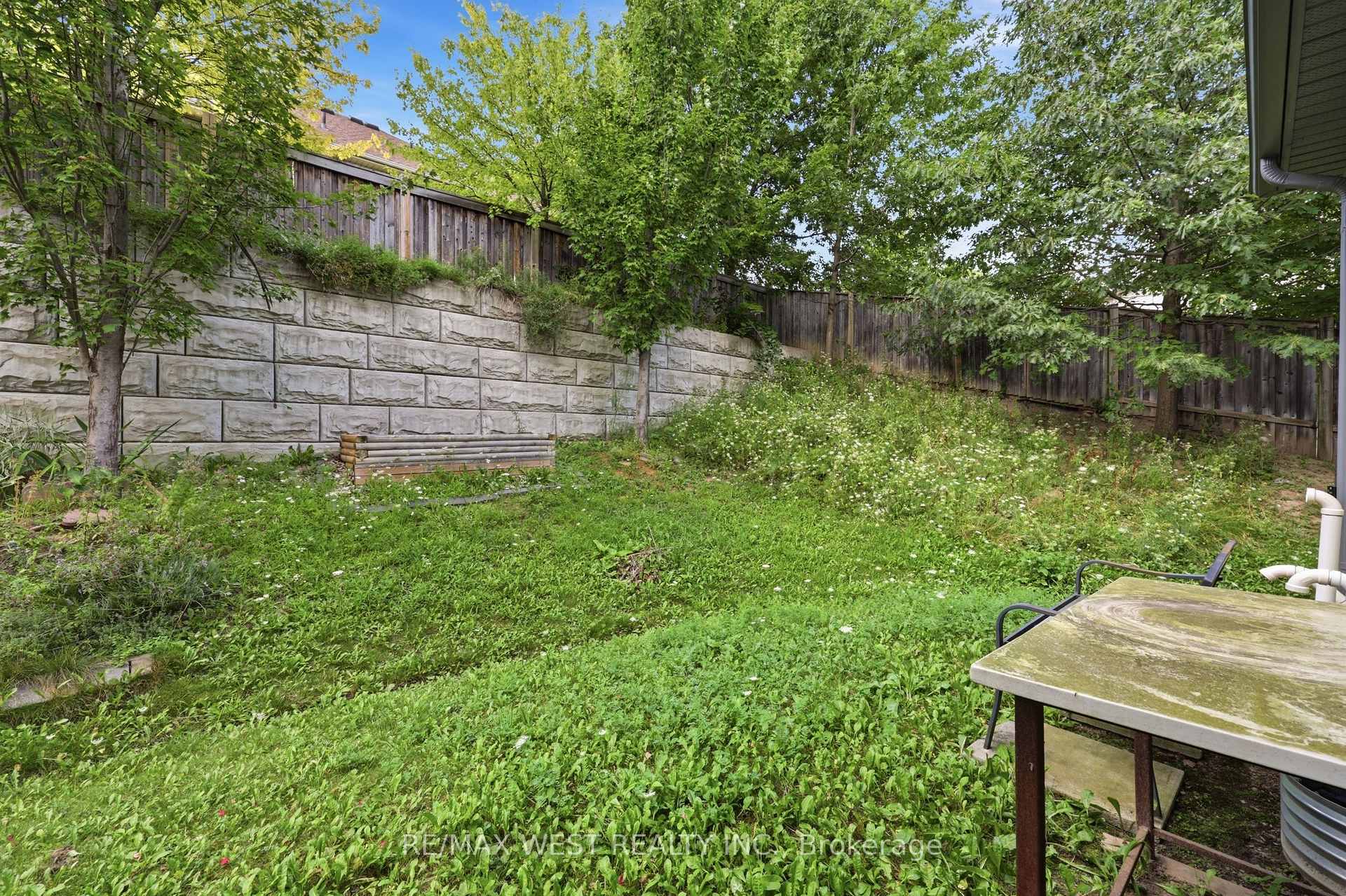 Photo 65 of Unit 35, 701 Homer Watson Boulevard, Kitchener, Country Hills East — HOMEH