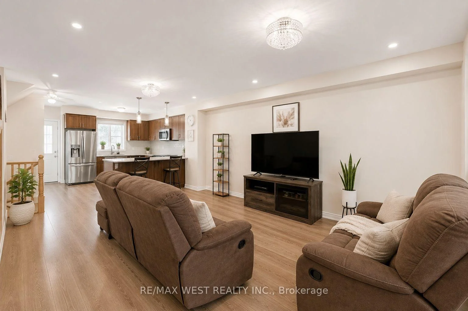 Photo 33 of Unit 35, 701 Homer Watson Boulevard, Kitchener, Country Hills East — HOMEH