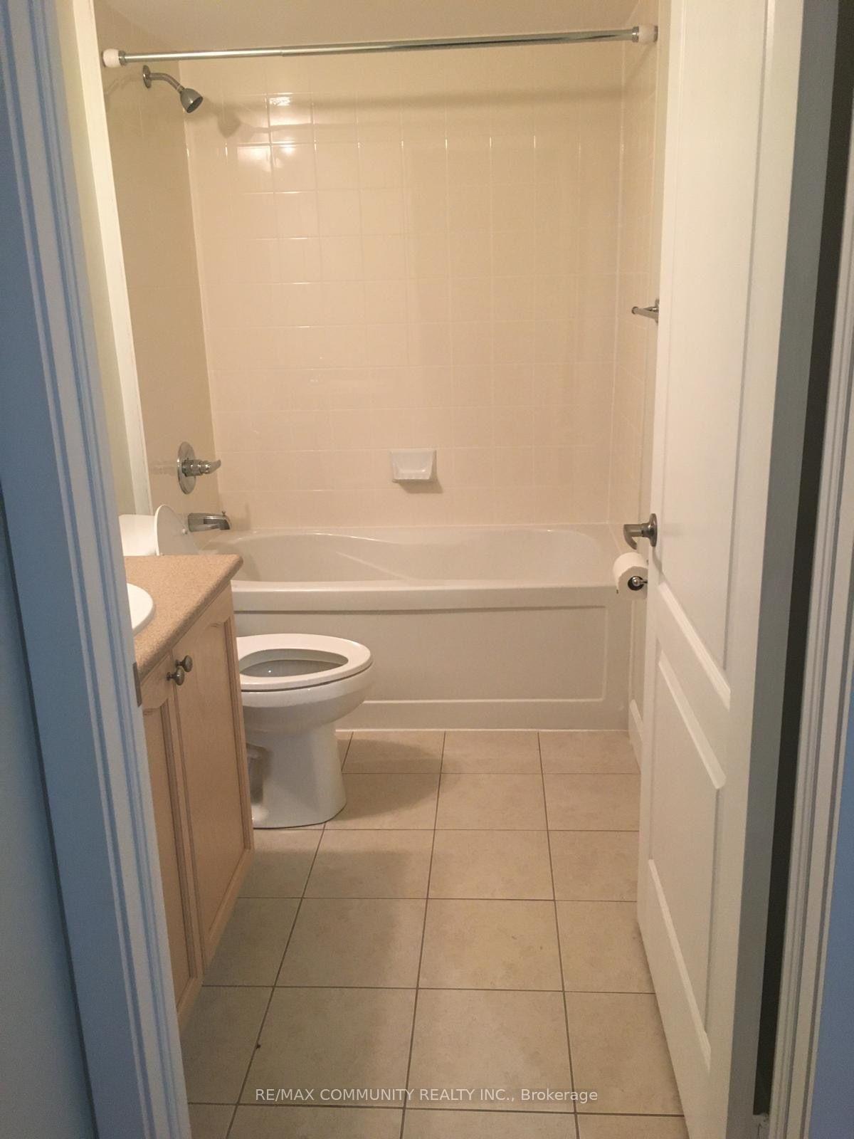Photo 6 of Unit 2104, 6 Dayspring Circle, Brampton, Goreway Drive Corridor — HOMEH