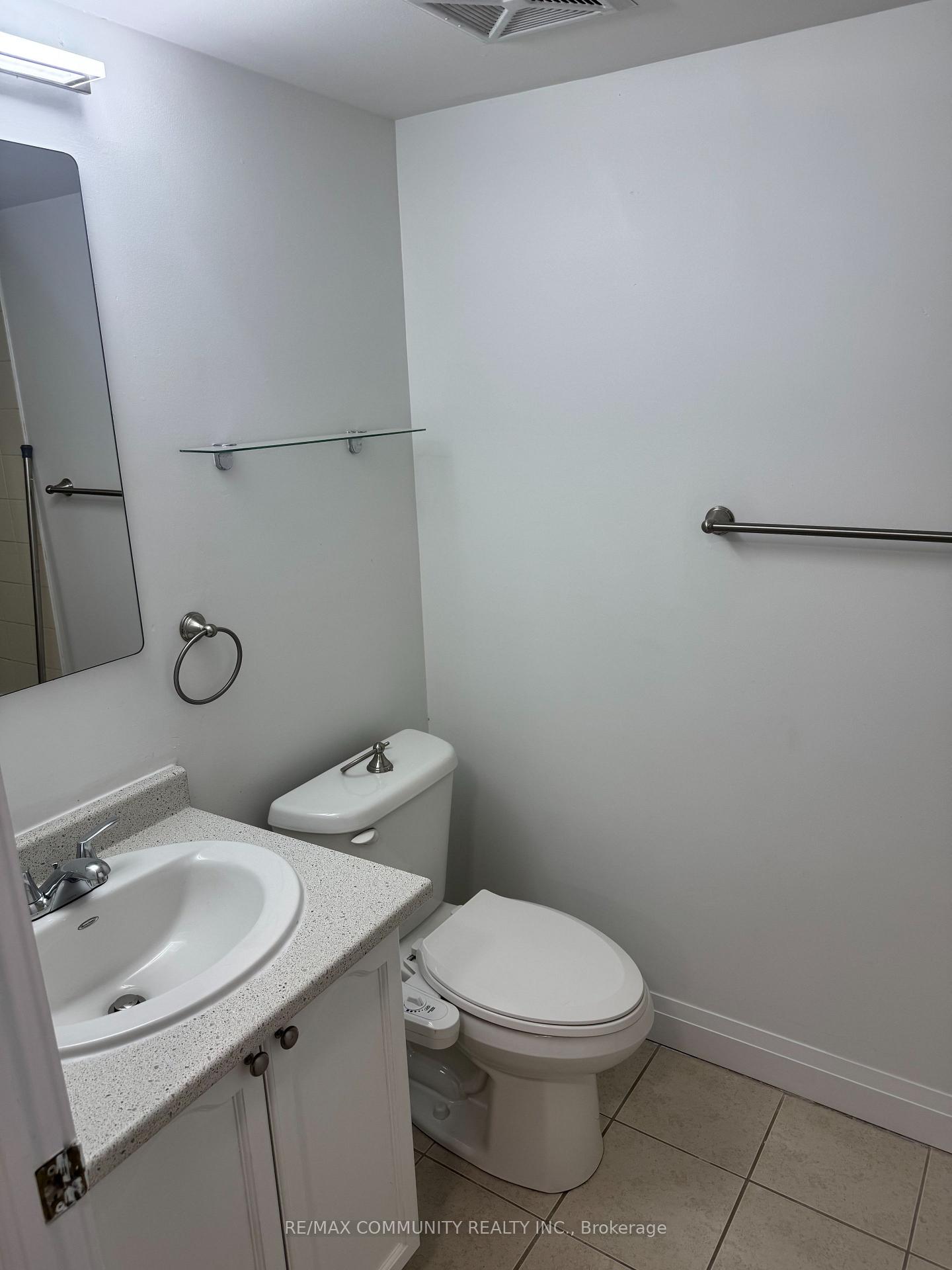 Photo 7 of Unit 2104, 6 Dayspring Circle, Brampton, Goreway Drive Corridor — HOMEH
