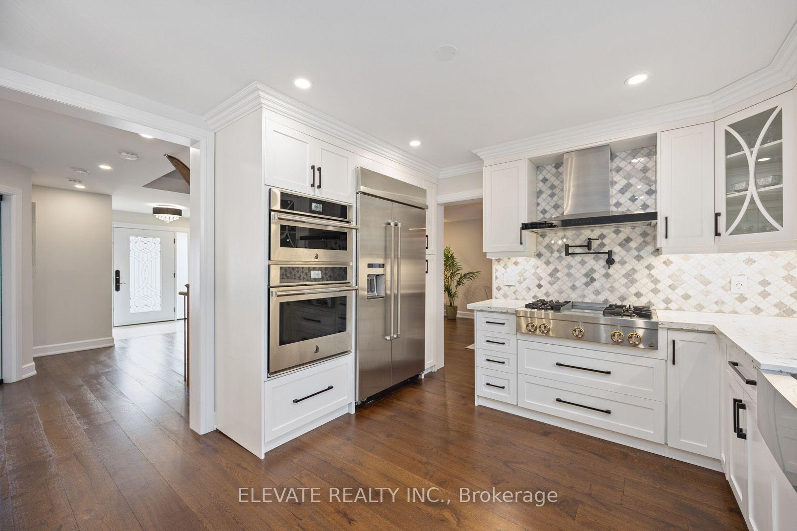 Photo 3 of 2059 Shawanaga Trail, Mississauga, Sheridan — HOMEH