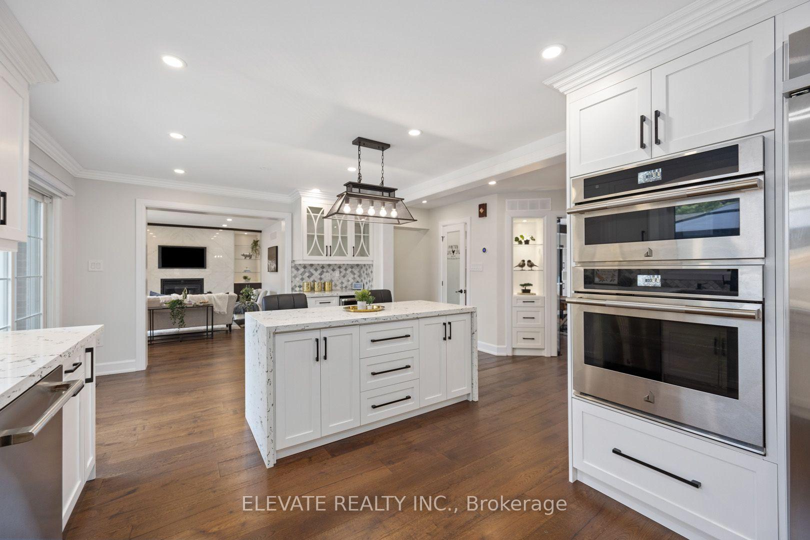 Photo 5 of 2059 Shawanaga Trail, Mississauga, Sheridan — HOMEH