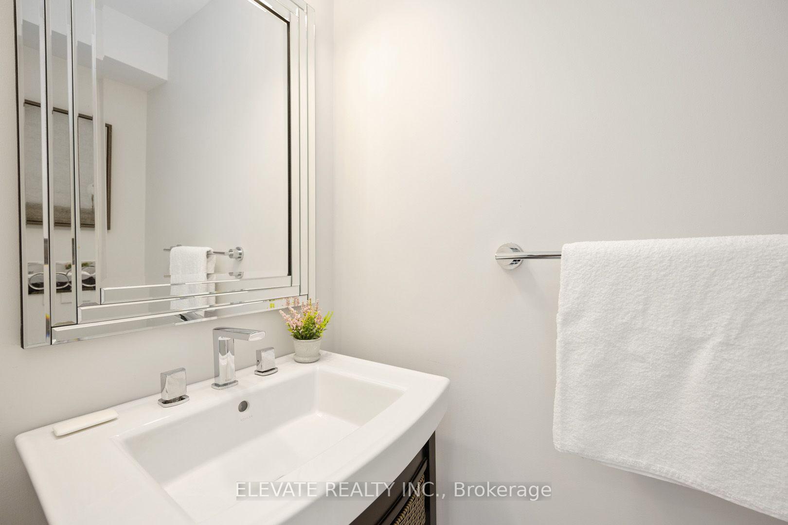 Photo 13 of 2059 Shawanaga Trail, Mississauga, Sheridan — HOMEH