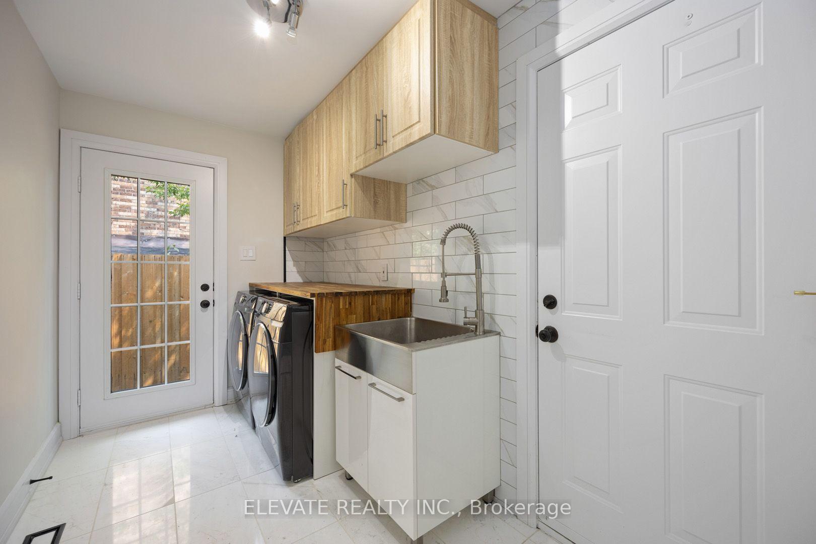 Photo 14 of 2059 Shawanaga Trail, Mississauga, Sheridan — HOMEH