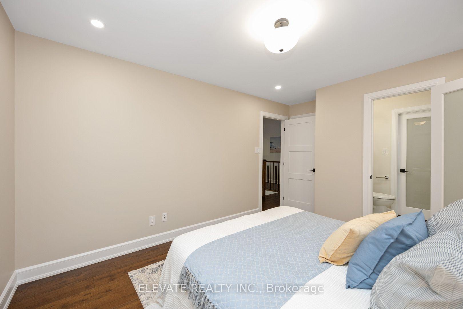 Photo 21 of 2059 Shawanaga Trail, Mississauga, Sheridan — HOMEH