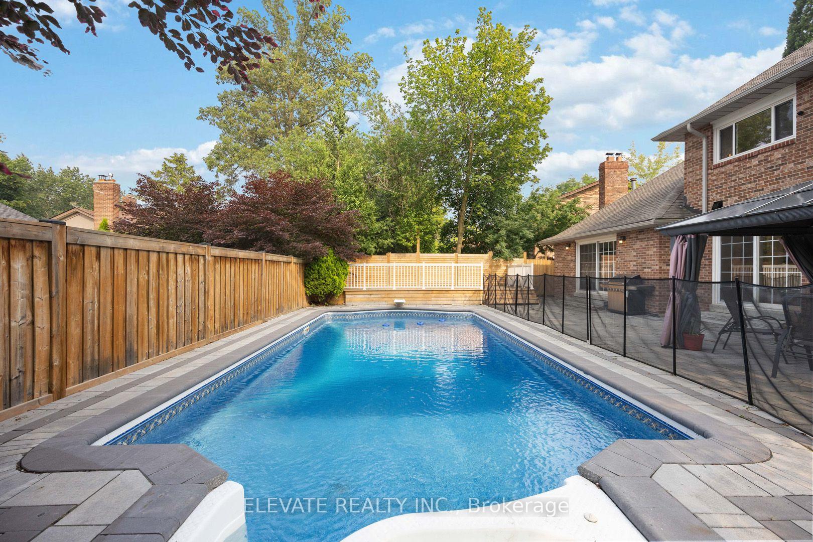 Photo 35 of 2059 Shawanaga Trail, Mississauga, Sheridan — HOMEH