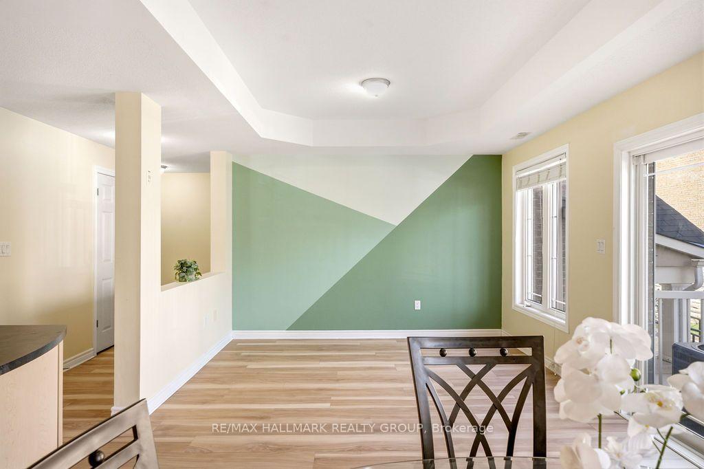 Photo 10 of Unit 3, 224 Paseo Private, Ottawa, Centrepointe — HOMEH