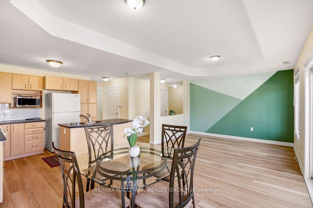 Photo 11 of Unit 3, 224 Paseo Private, Ottawa, Centrepointe — HOMEH