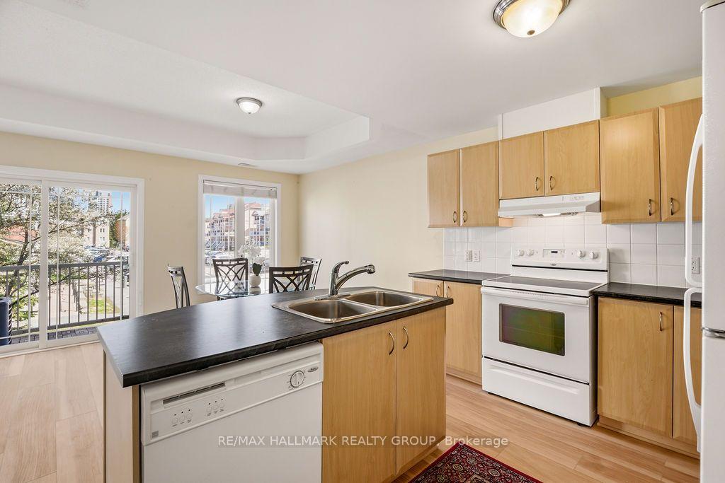 Photo 16 of Unit 3, 224 Paseo Private, Ottawa, Centrepointe — HOMEH