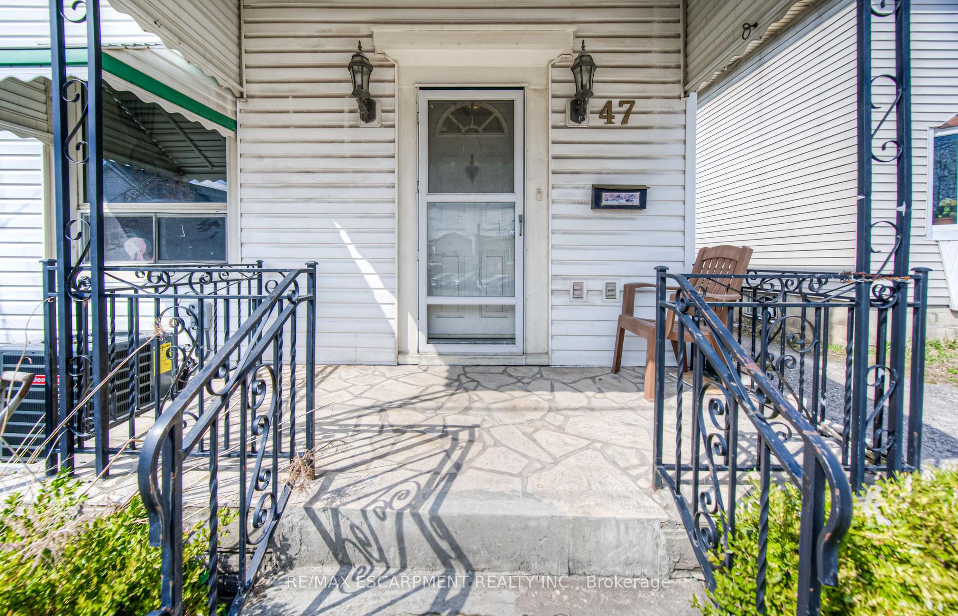 Photo 4 of 47 North Street, St. Catharines, Downtown — HOMEH
