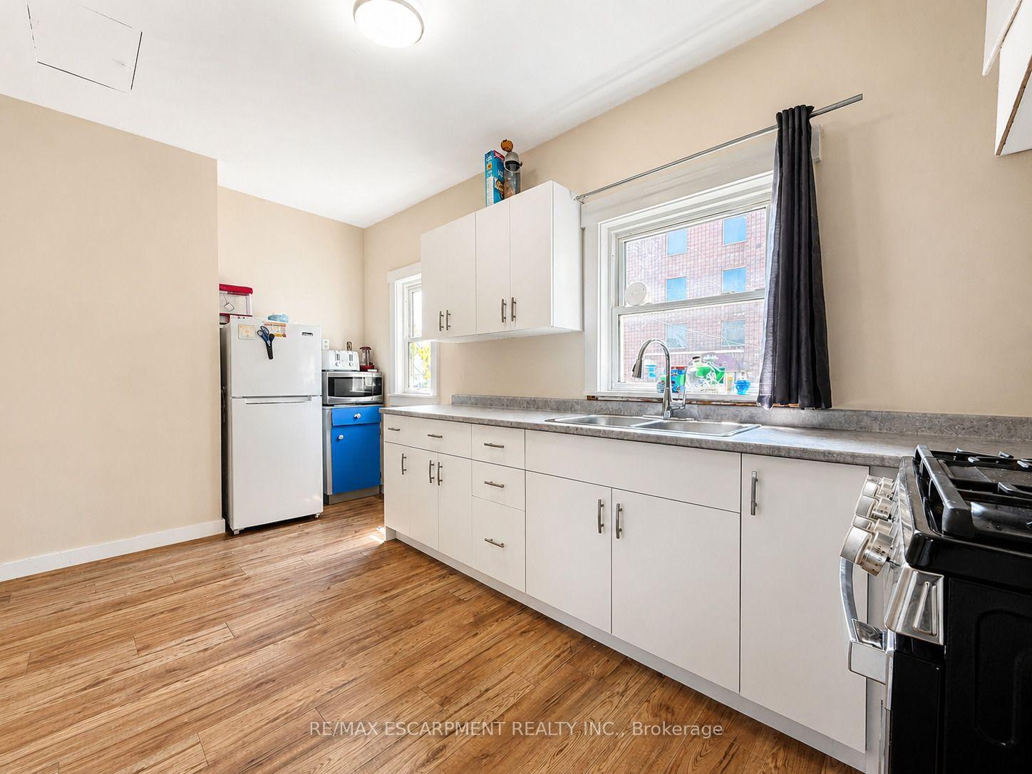 Photo 13 of 47 North Street, St. Catharines, Downtown — HOMEH