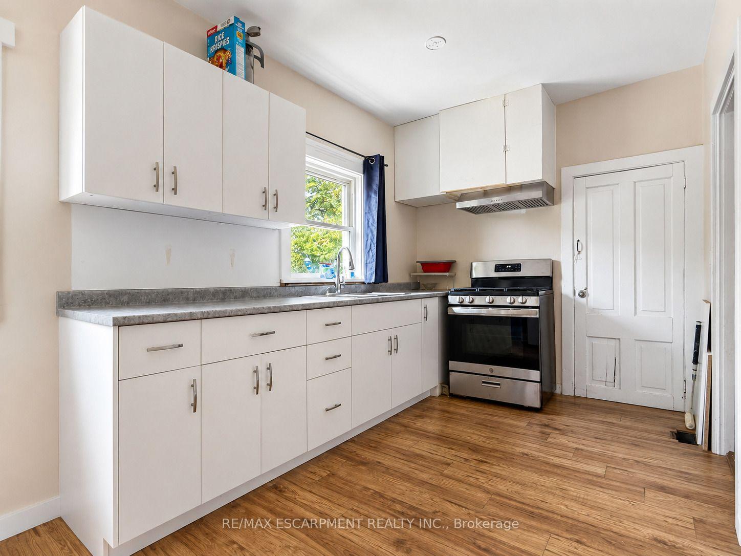 Photo 14 of 47 North Street, St. Catharines, Downtown — HOMEH