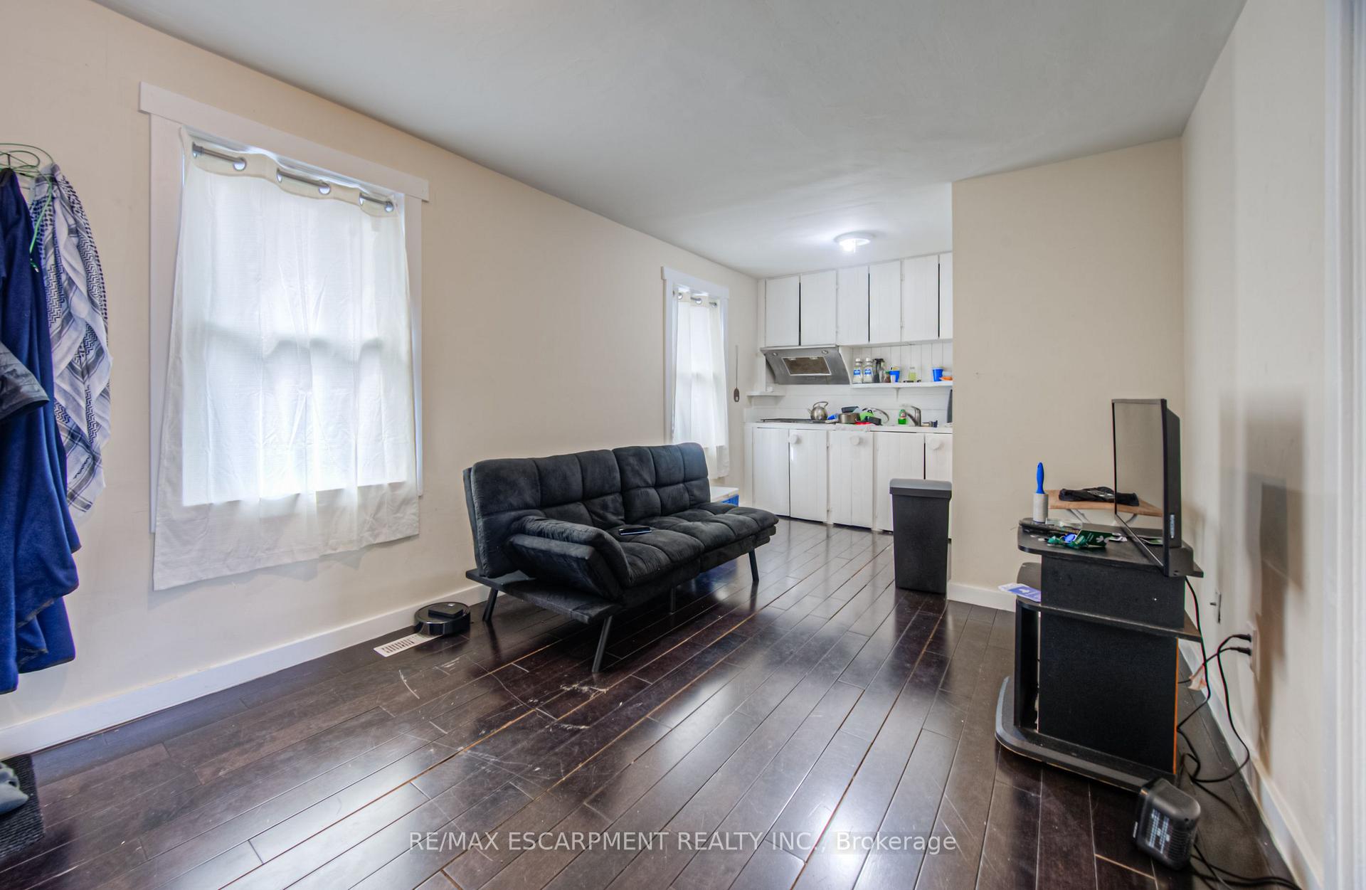 Photo 21 of 47 North Street, St. Catharines, Downtown — HOMEH