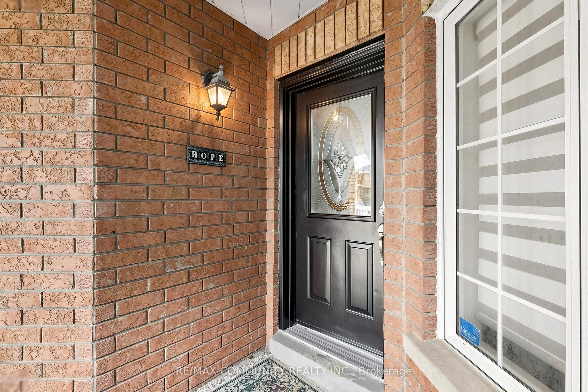 Photo 5 of 23 Constantia Street, Markham, Middlefield — HOMEH