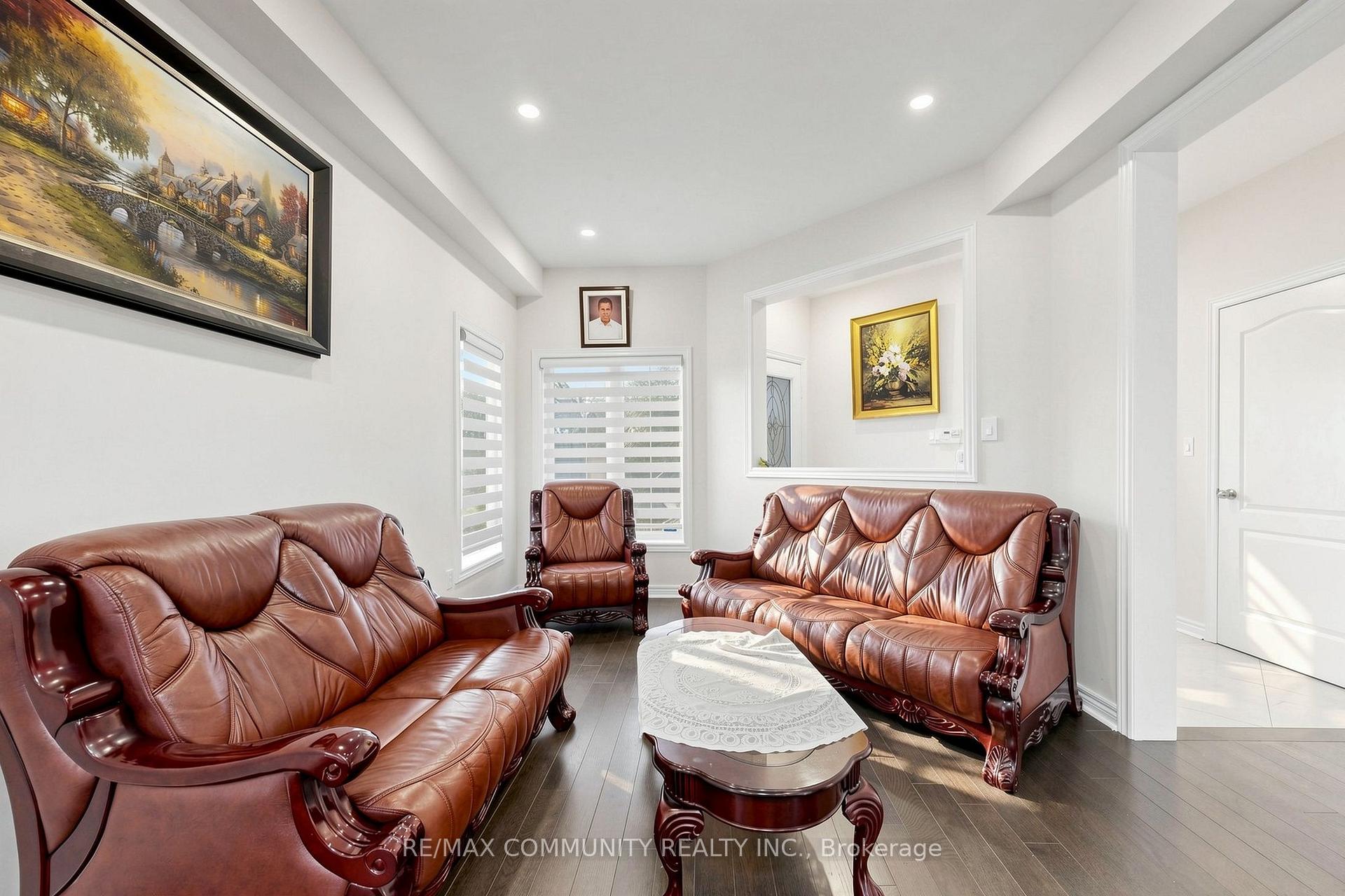 Photo 7 of 23 Constantia Street, Markham, Middlefield — HOMEH