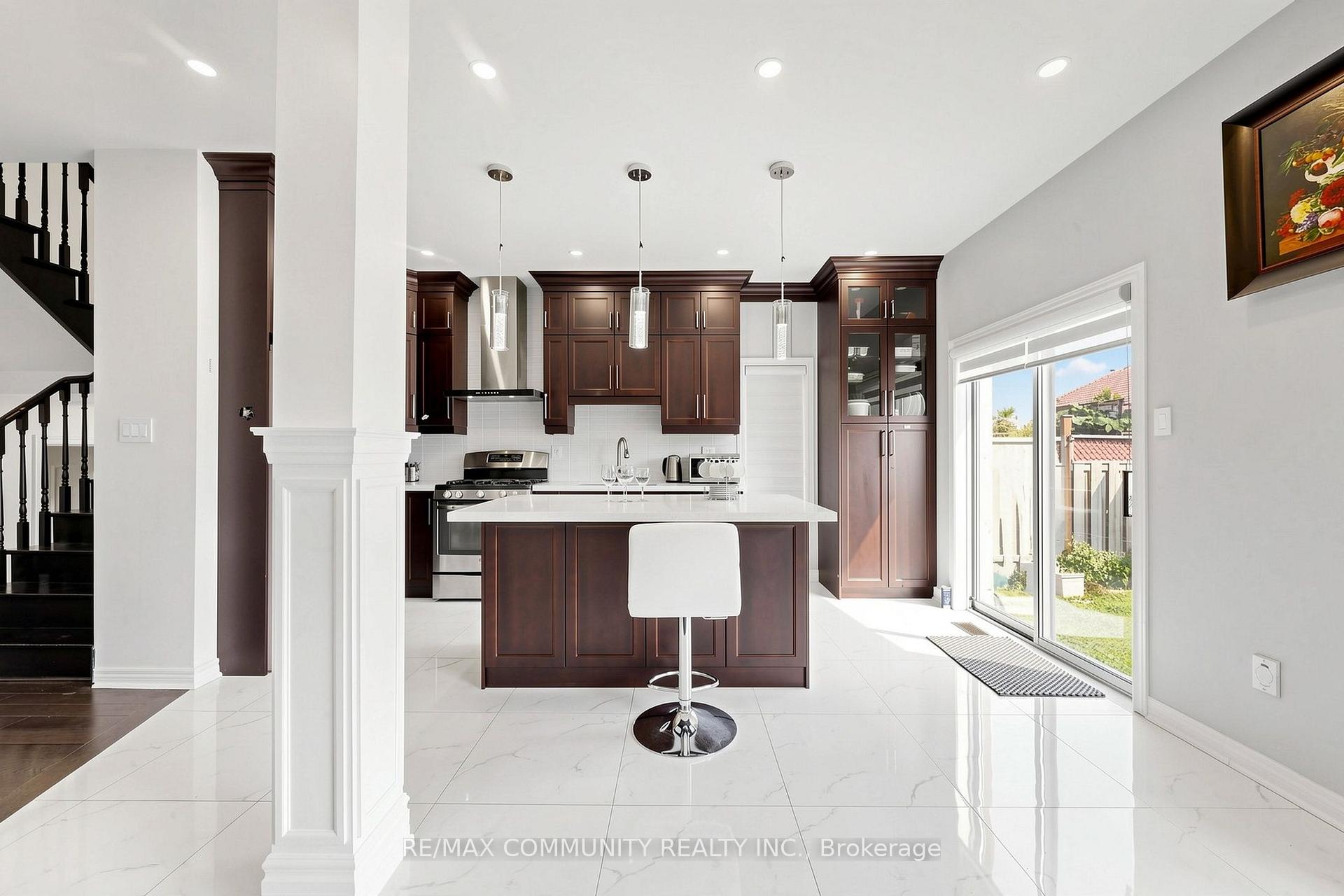 Photo 21 of 23 Constantia Street, Markham, Middlefield — HOMEH