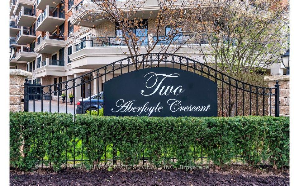 Photo 2 of Unit 907, 2 Aberfoyle Crescent, Etobicoke, Islington-City Centre West — HOMEH