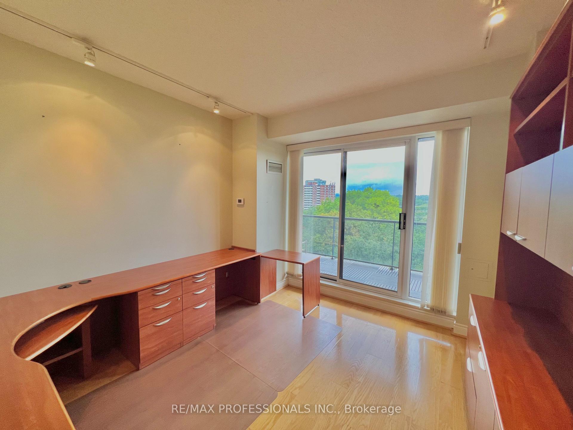 Photo 17 of Unit 907, 2 Aberfoyle Crescent, Etobicoke, Islington-City Centre West — HOMEH
