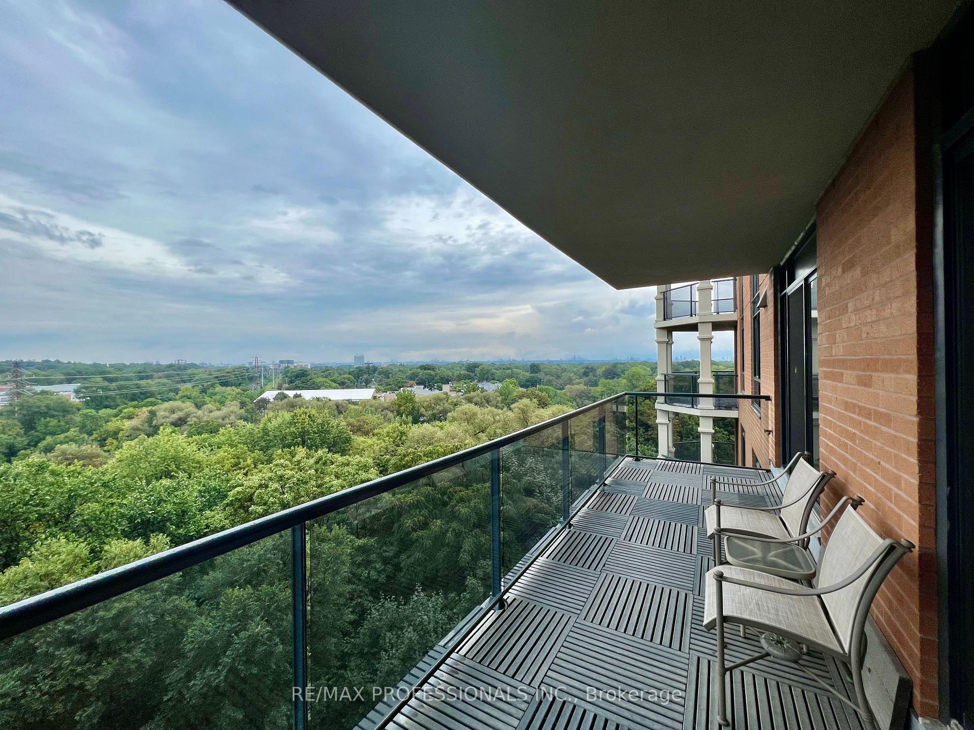 Photo 21 of Unit 907, 2 Aberfoyle Crescent, Etobicoke, Islington-City Centre West — HOMEH