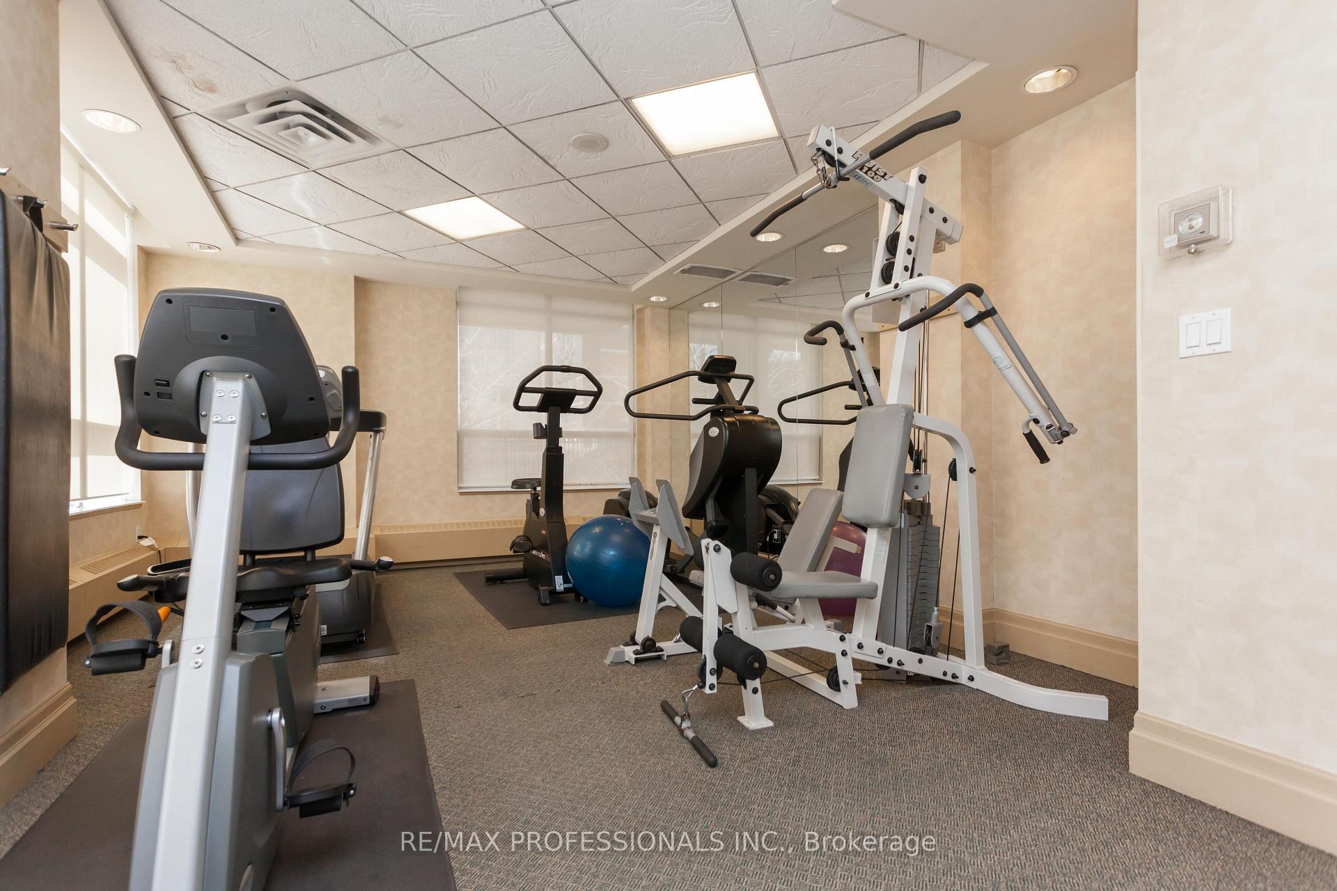 Photo 25 of Unit 907, 2 Aberfoyle Crescent, Etobicoke, Islington-City Centre West — HOMEH