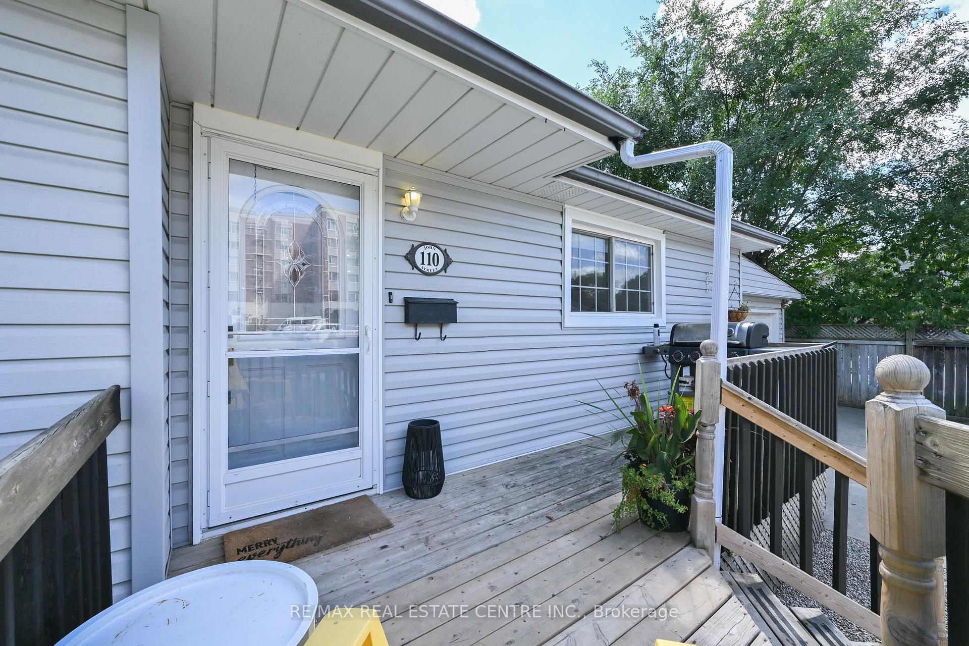Photo 3 of 110 John Street, Halton Hills, Georgetown — HOMEH