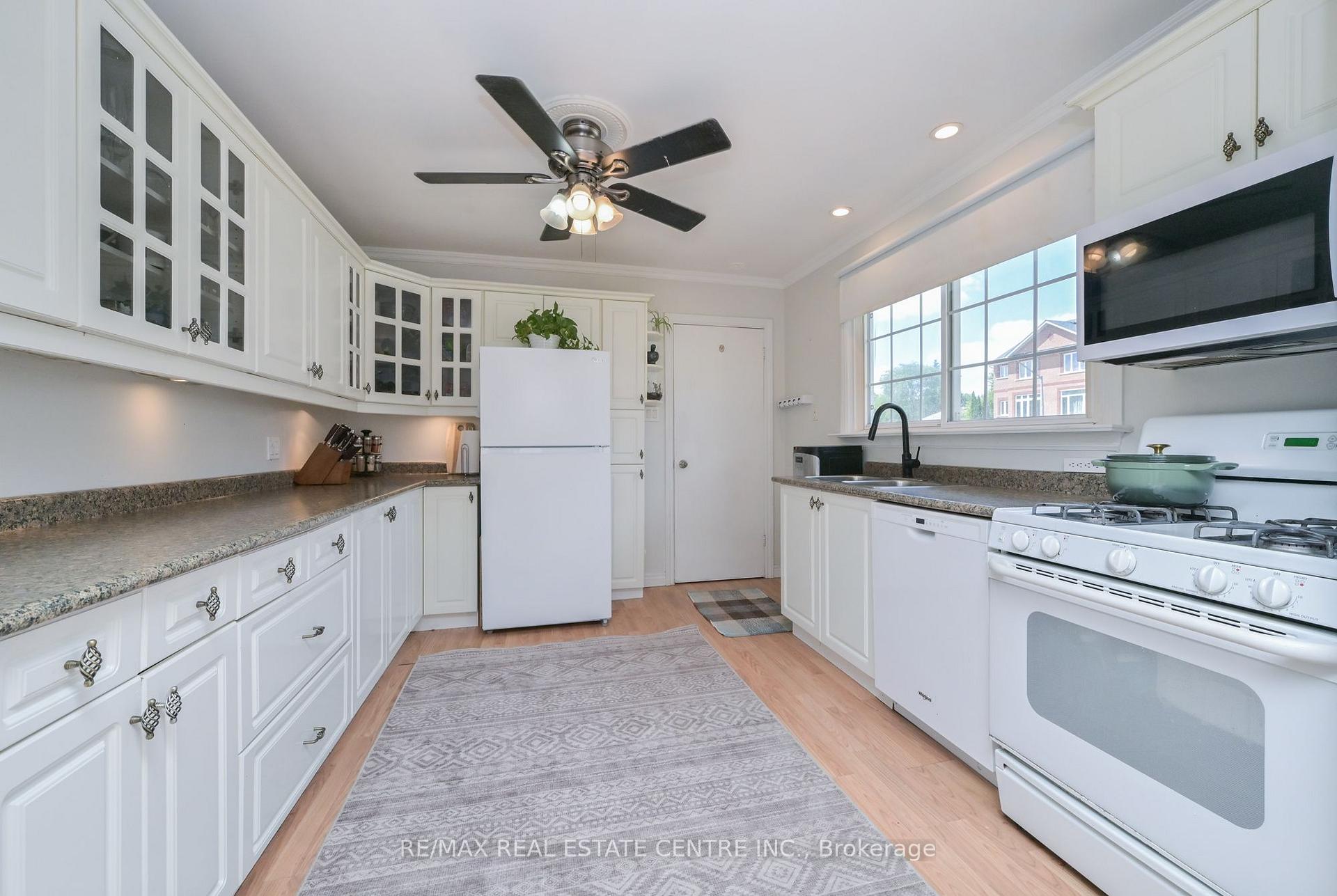Photo 5 of 110 John Street, Halton Hills, Georgetown — HOMEH