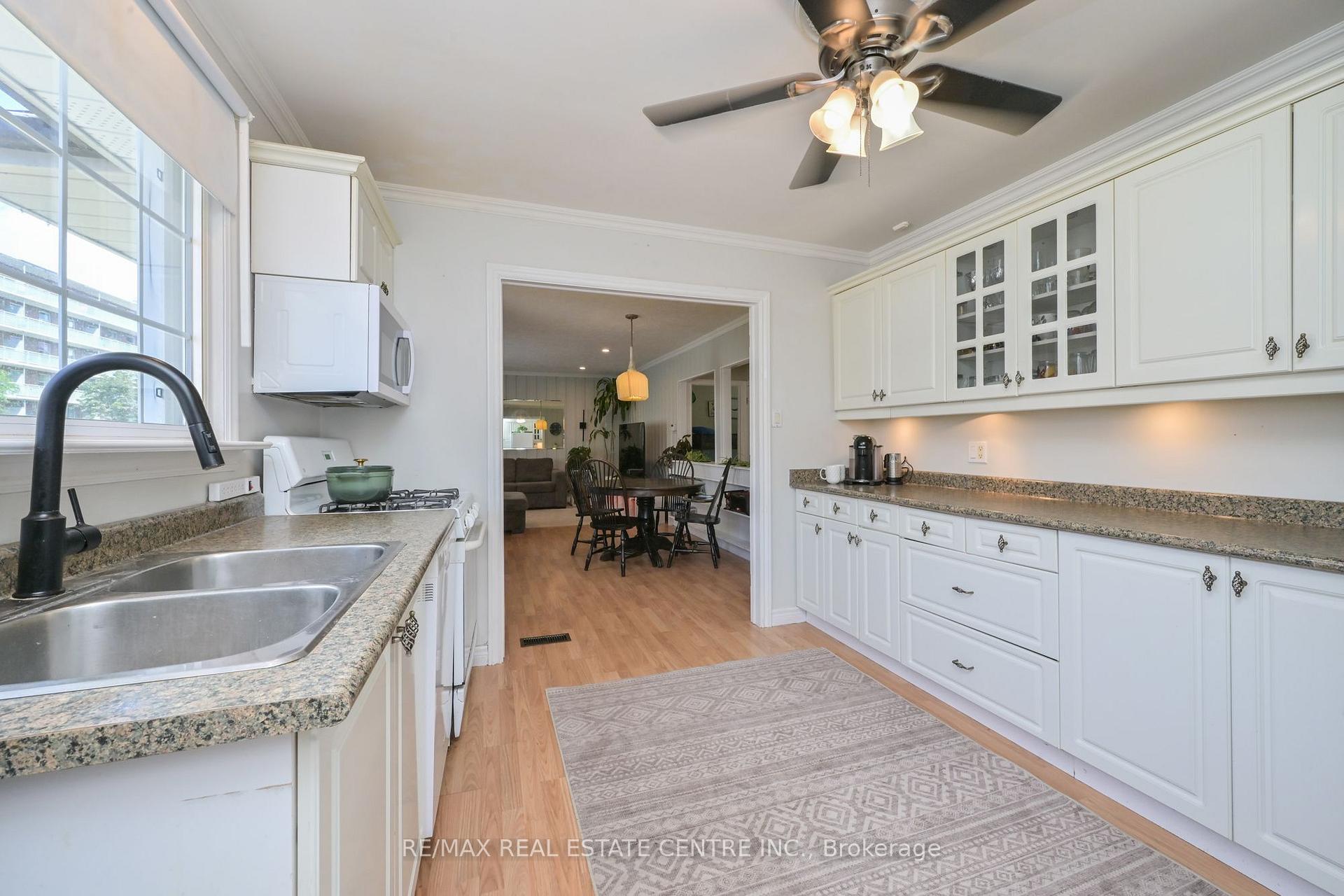 Photo 7 of 110 John Street, Halton Hills, Georgetown — HOMEH