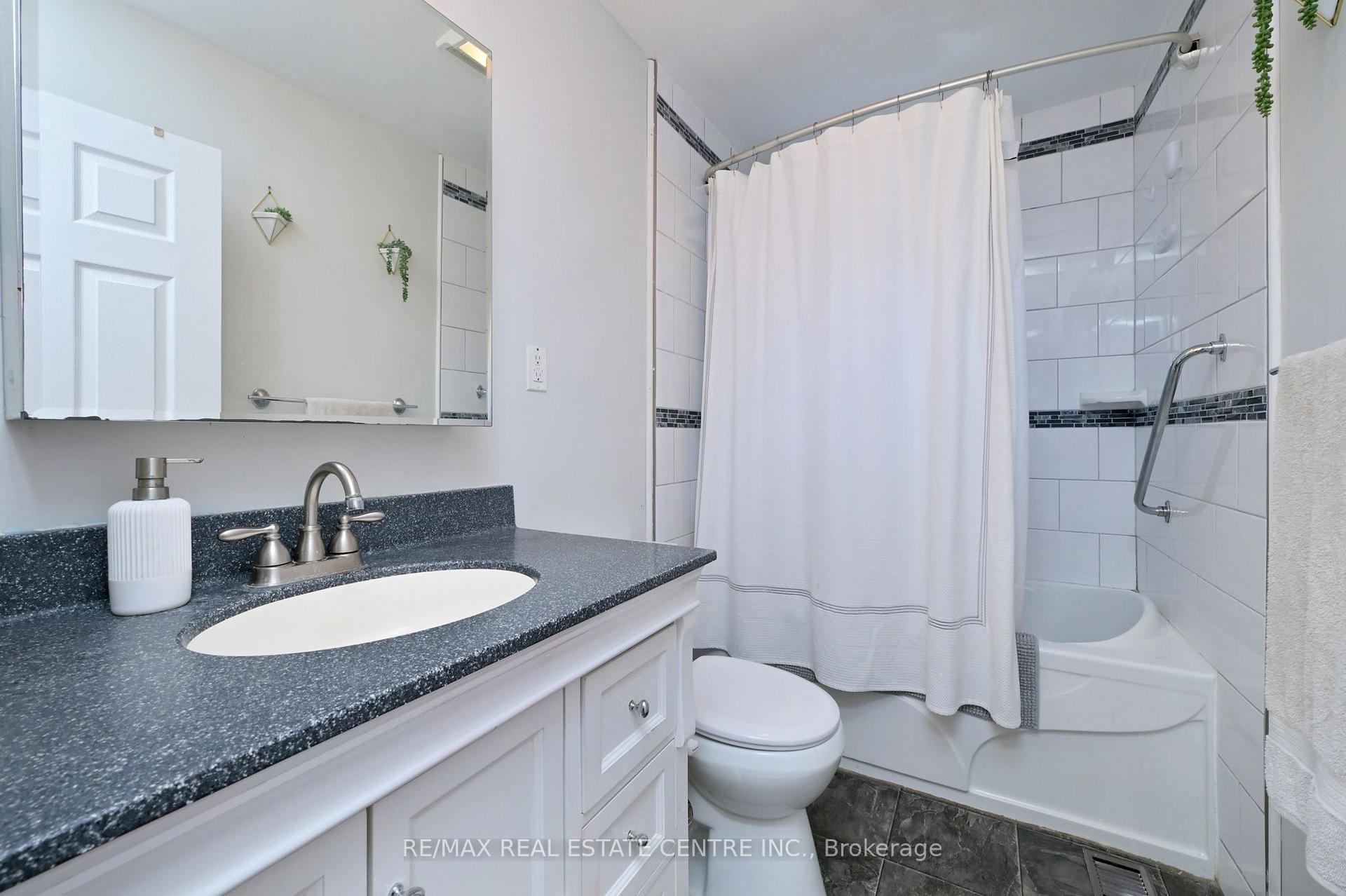Photo 12 of 110 John Street, Halton Hills, Georgetown — HOMEH