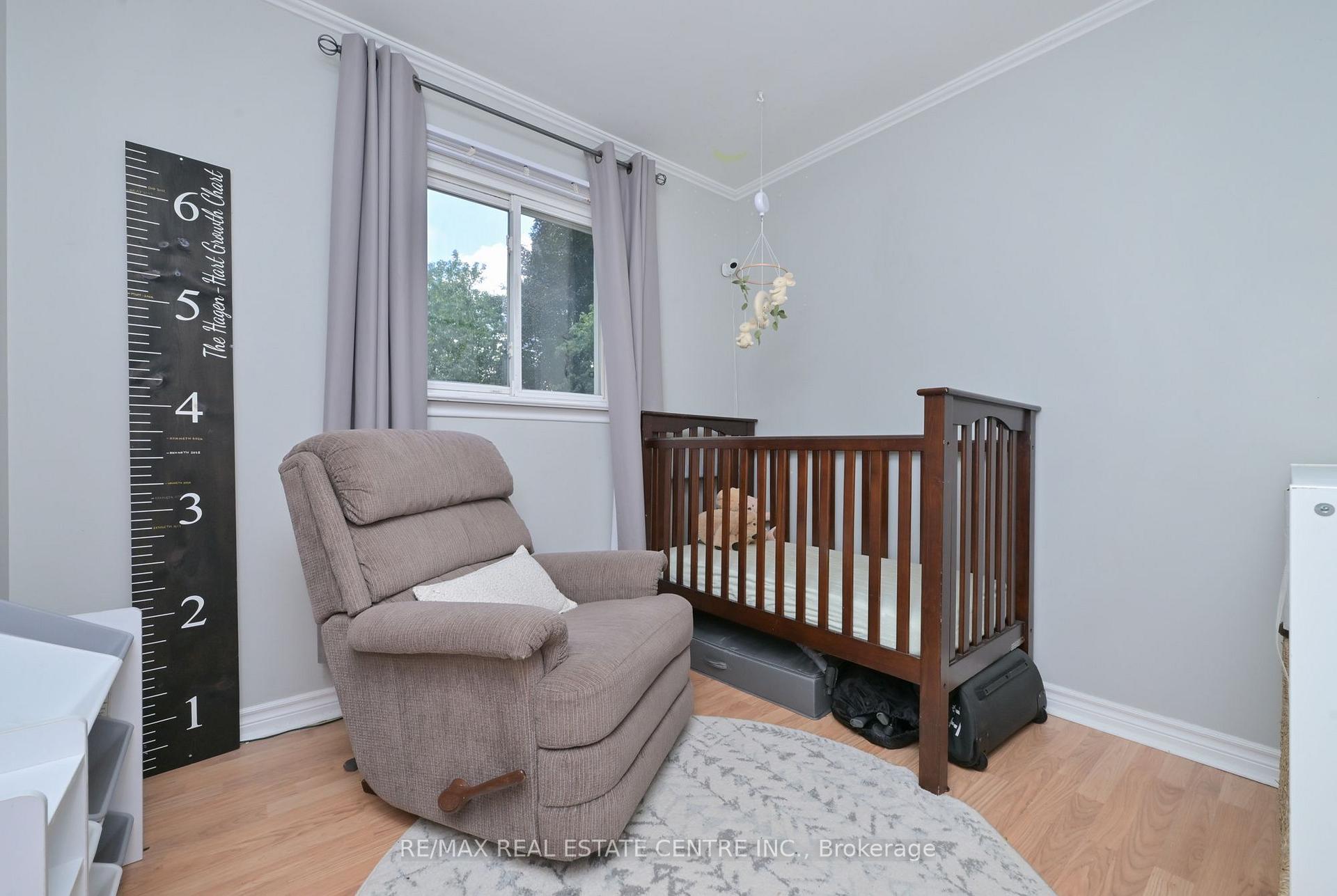 Photo 13 of 110 John Street, Halton Hills, Georgetown — HOMEH
