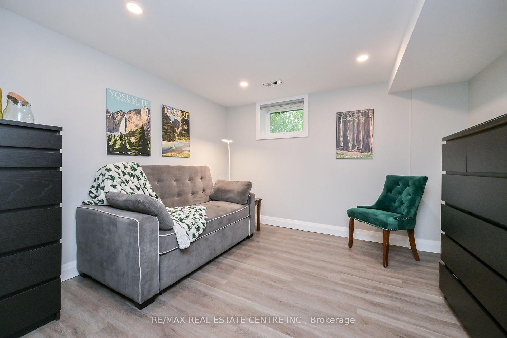 Photo 17 of 110 John Street, Halton Hills, Georgetown — HOMEH