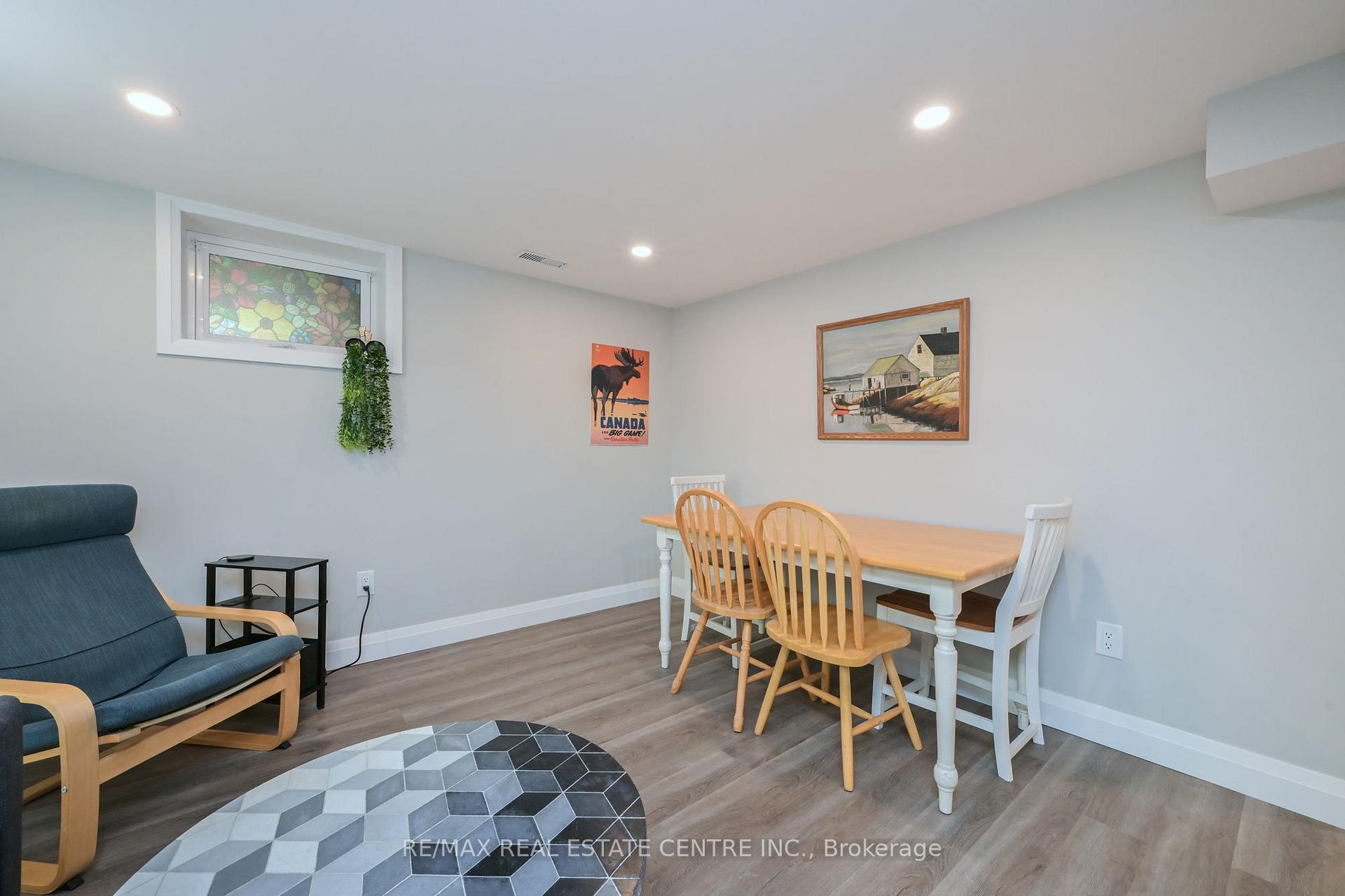 Photo 22 of 110 John Street, Halton Hills, Georgetown — HOMEH