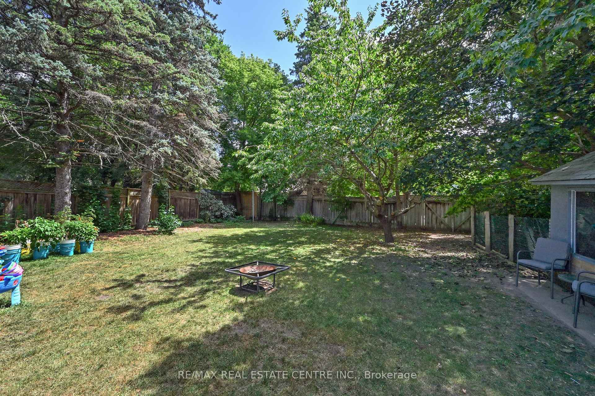 Photo 28 of 110 John Street, Halton Hills, Georgetown — HOMEH