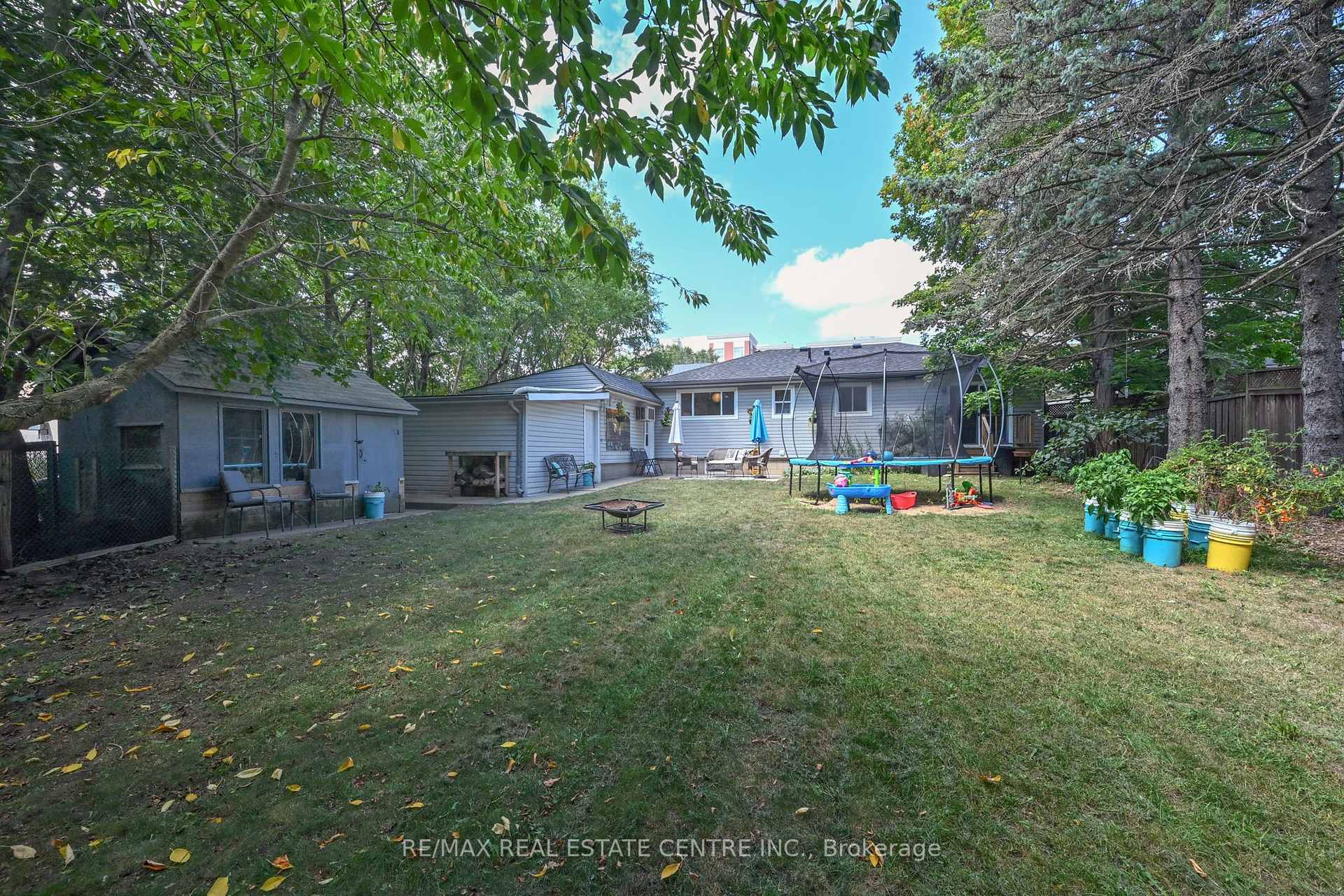 Photo 29 of 110 John Street, Halton Hills, Georgetown — HOMEH