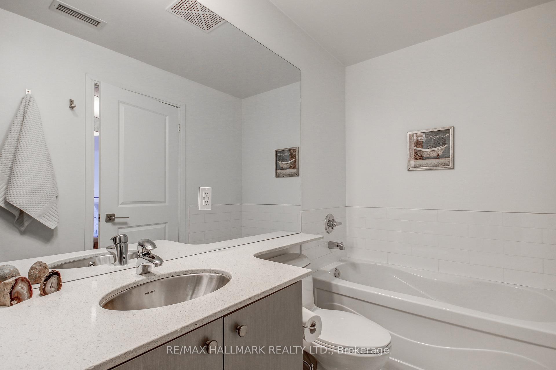 Photo 29 of Unit 421, 38 The Esplanade Street, Toronto, Waterfront Communities — HOMEH