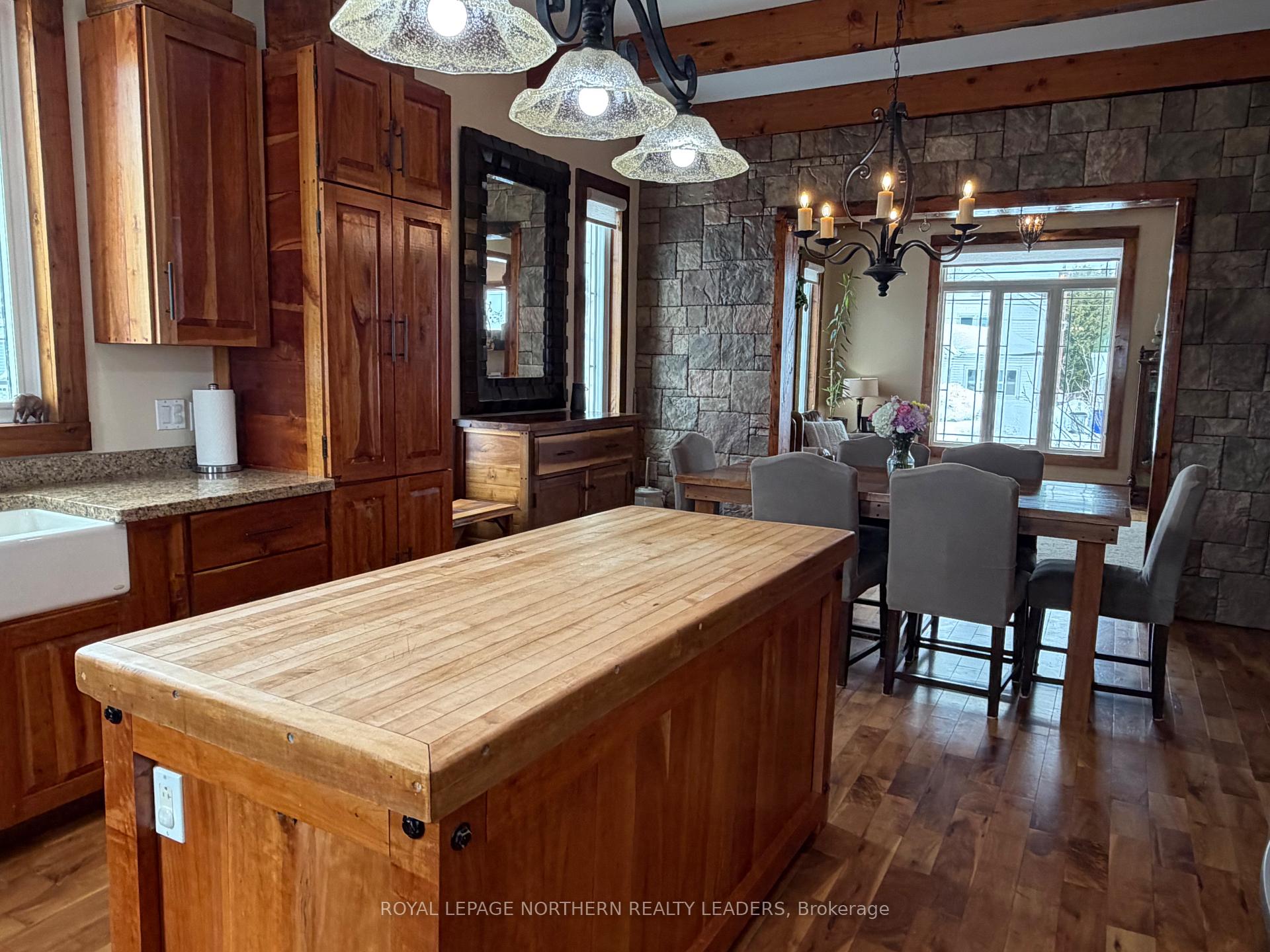 Photo 15 of 268 Toke Street, Timmins, TNE - Hill District — HOMEH