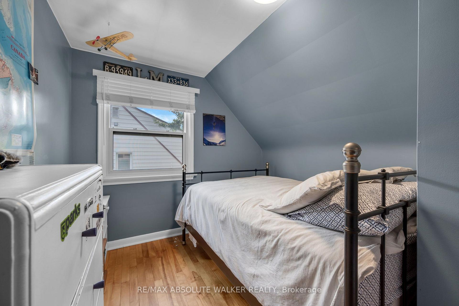 Photo 20 of 818 Colson Avenue, Ottawa, Elmvale Acres — HOMEH