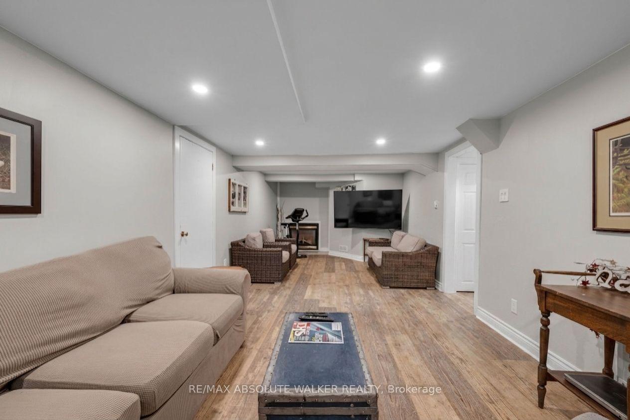 Photo 24 of 818 Colson Avenue, Ottawa, Elmvale Acres — HOMEH