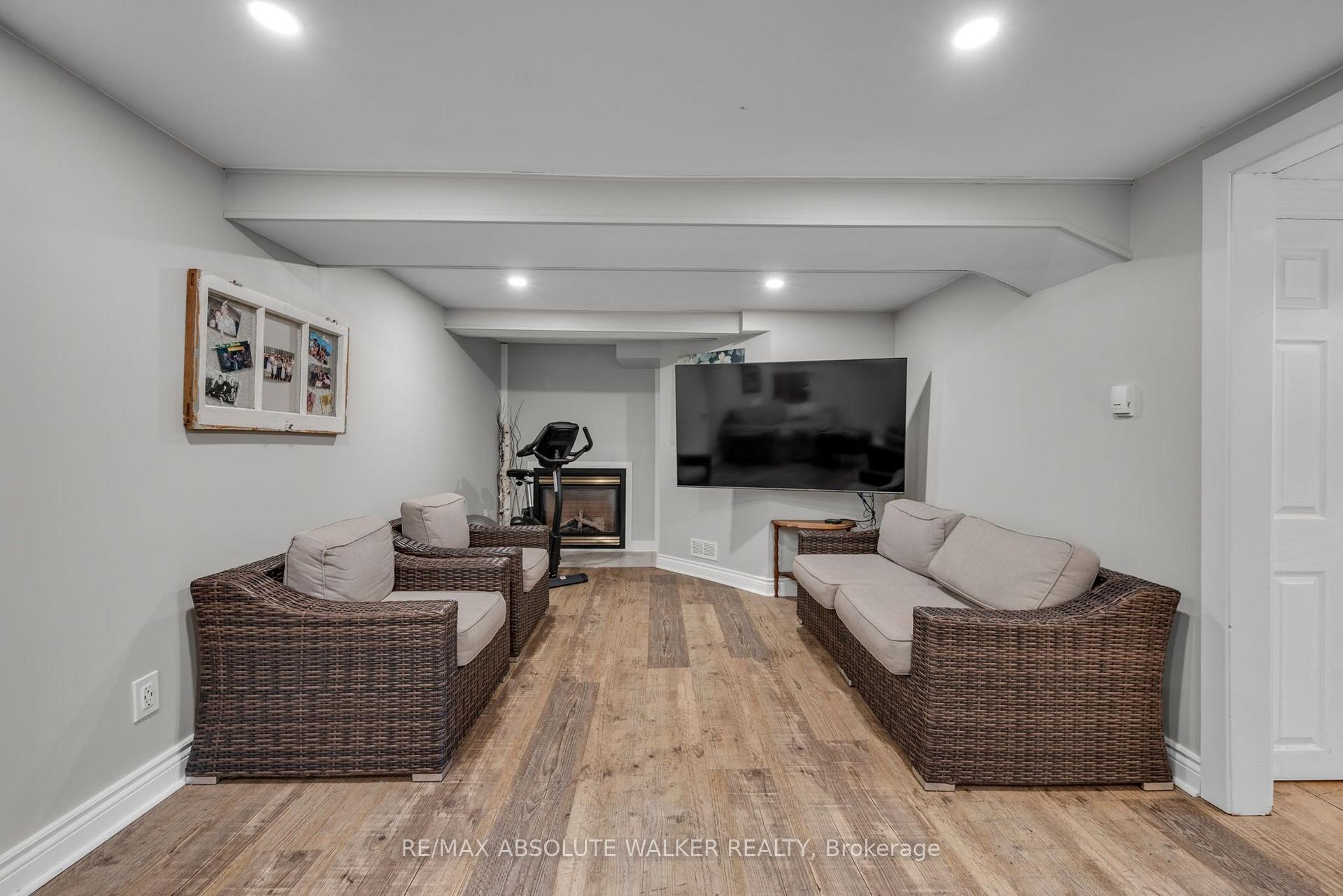 Photo 26 of 818 Colson Avenue, Ottawa, Elmvale Acres — HOMEH