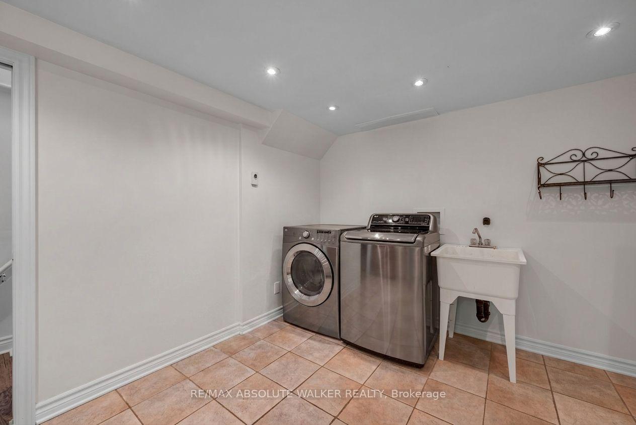 Photo 30 of 818 Colson Avenue, Ottawa, Elmvale Acres — HOMEH