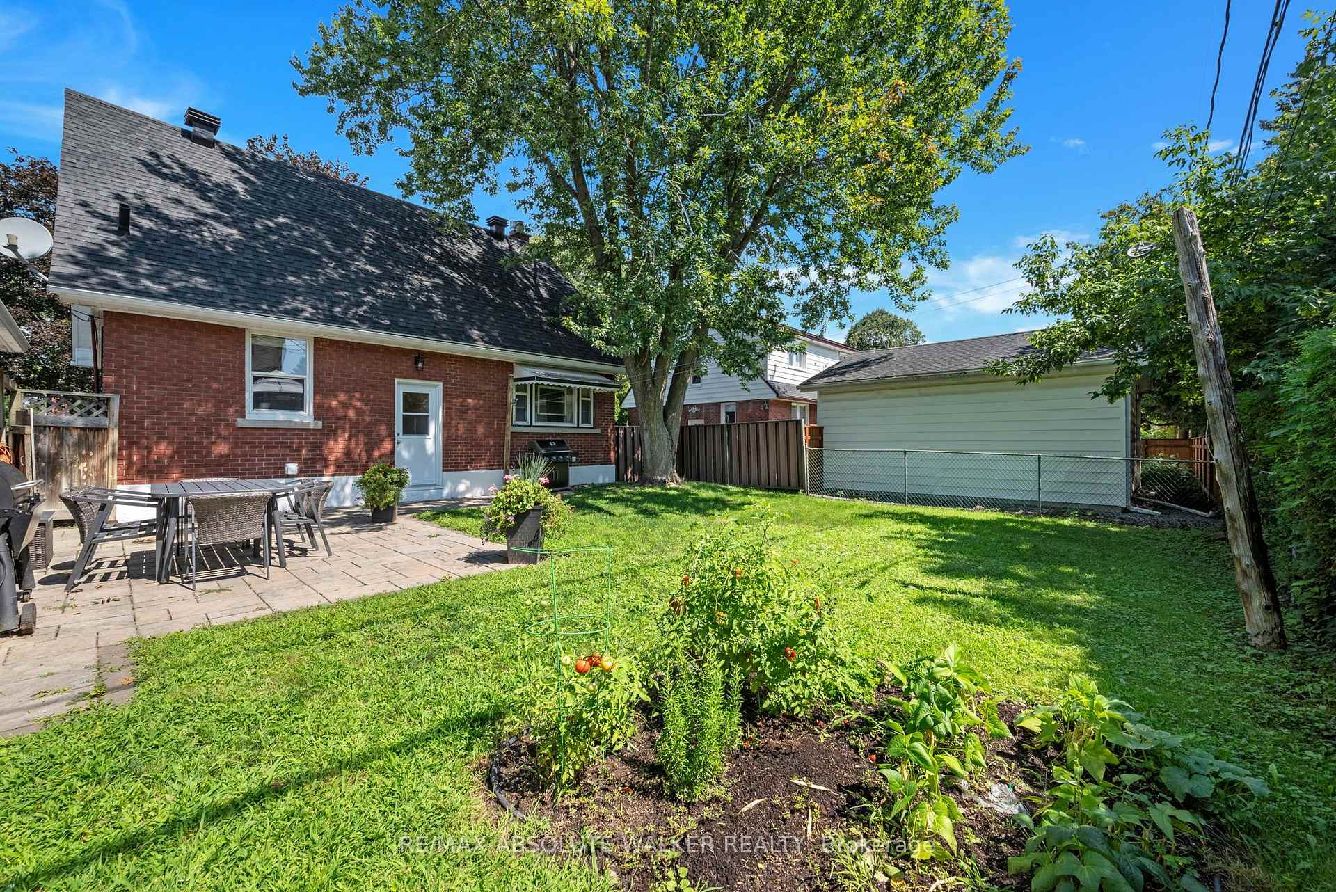 Photo 31 of 818 Colson Avenue, Ottawa, Elmvale Acres — HOMEH
