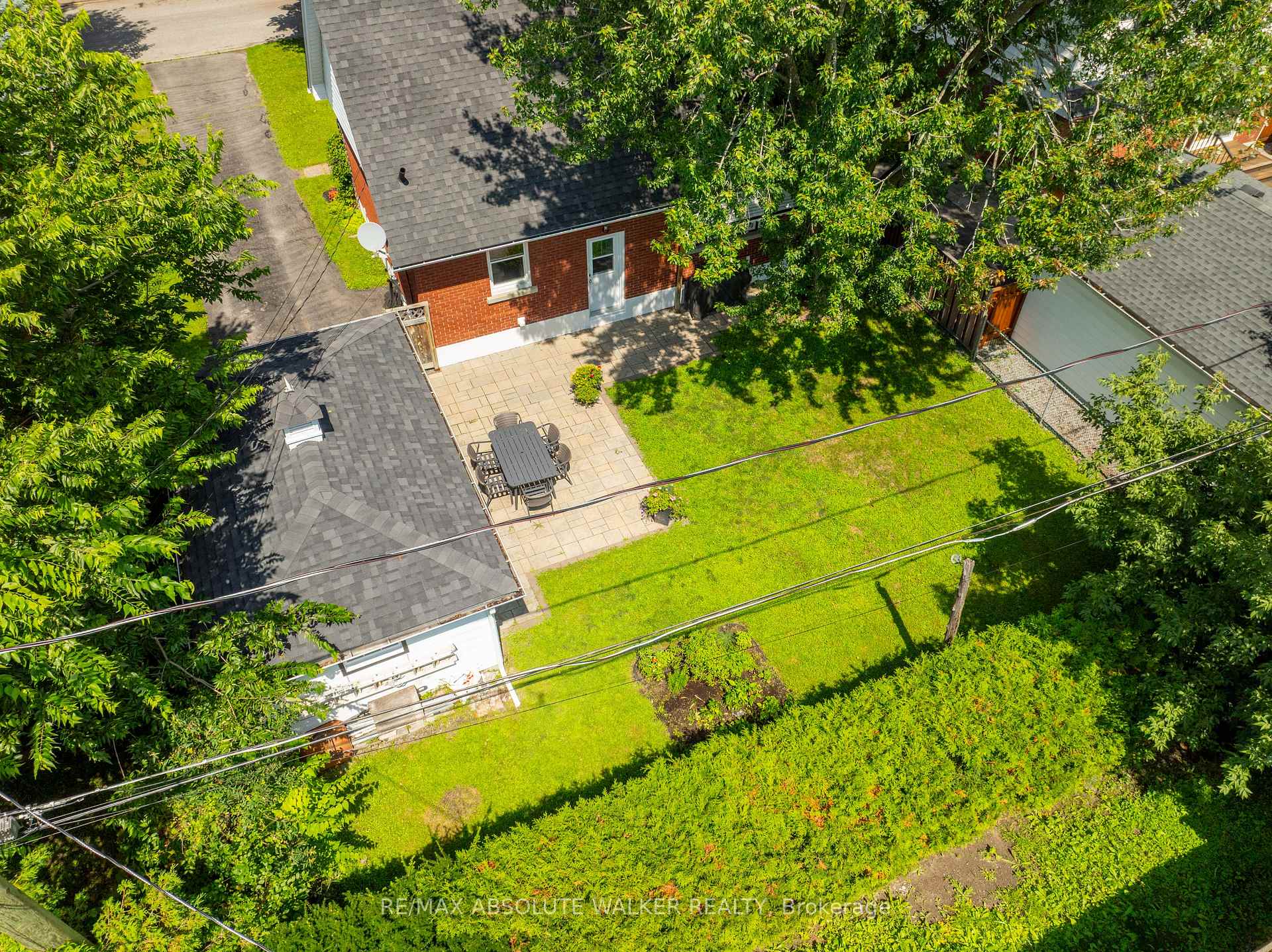 Photo 34 of 818 Colson Avenue, Ottawa, Elmvale Acres — HOMEH