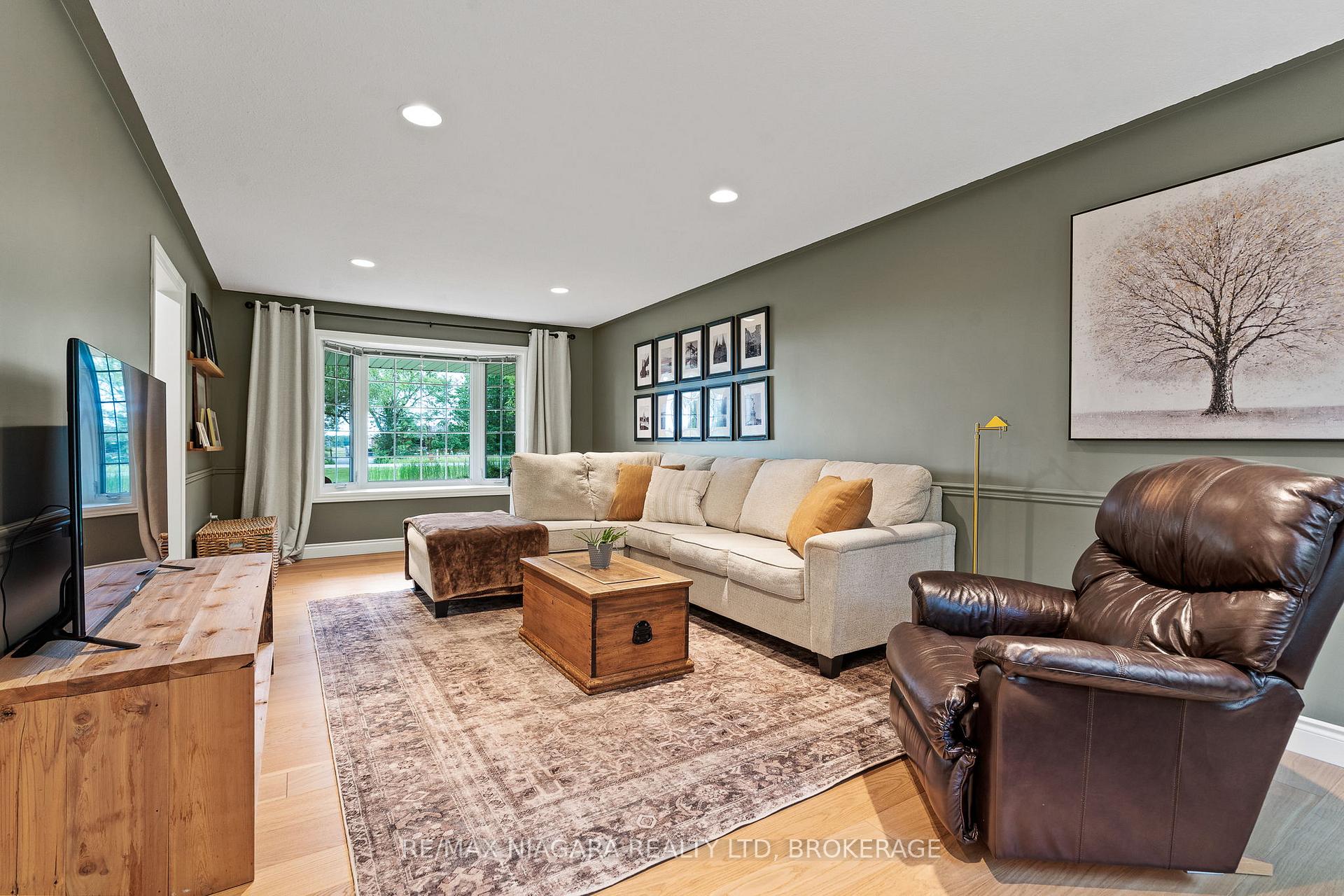Photo 18 of 40356 Forks Road, Wainfleet, Marshville/Winger — HOMEH