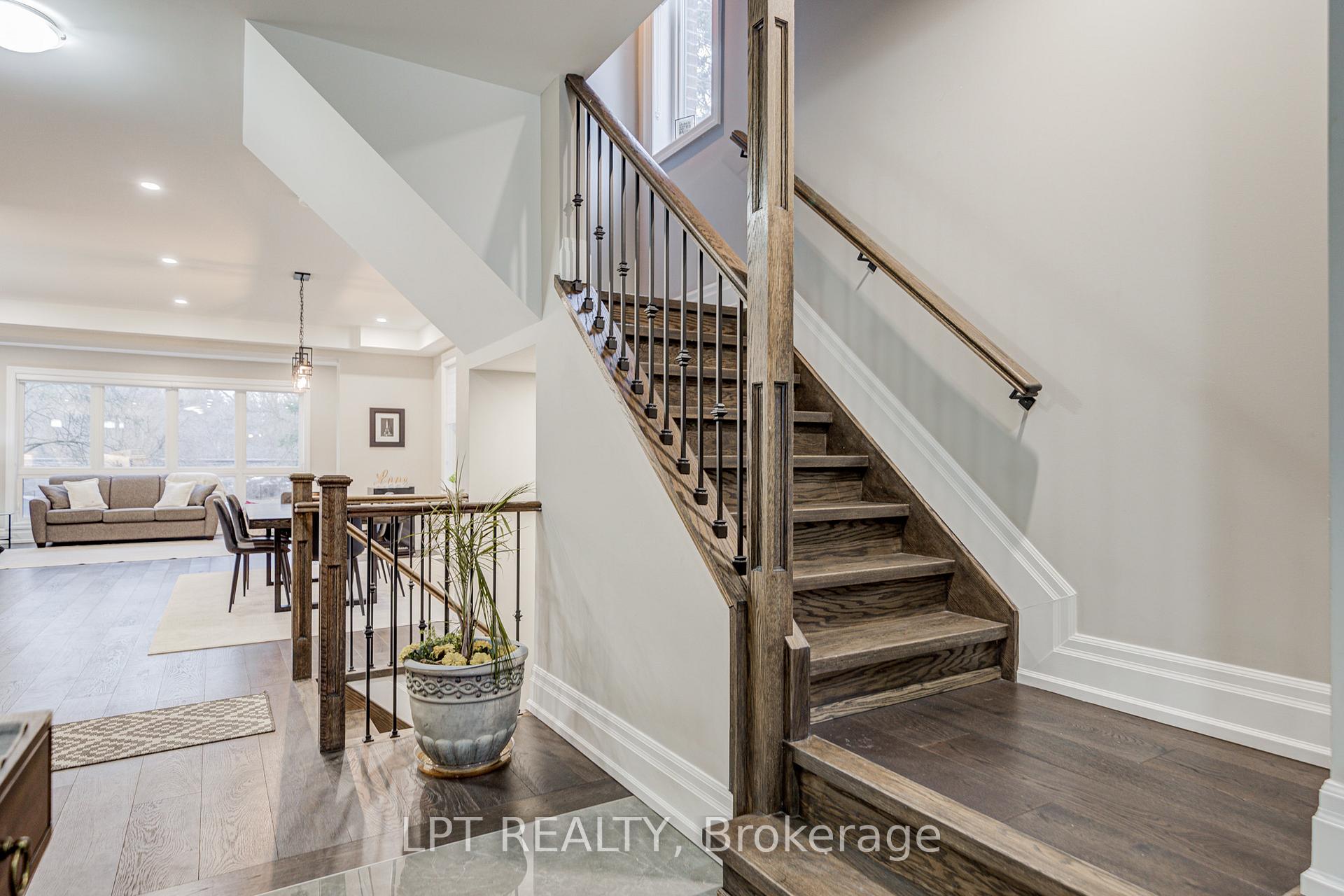 Photo 5 of 363 Rosebank Road, Pickering, Rosebank — HOMEH