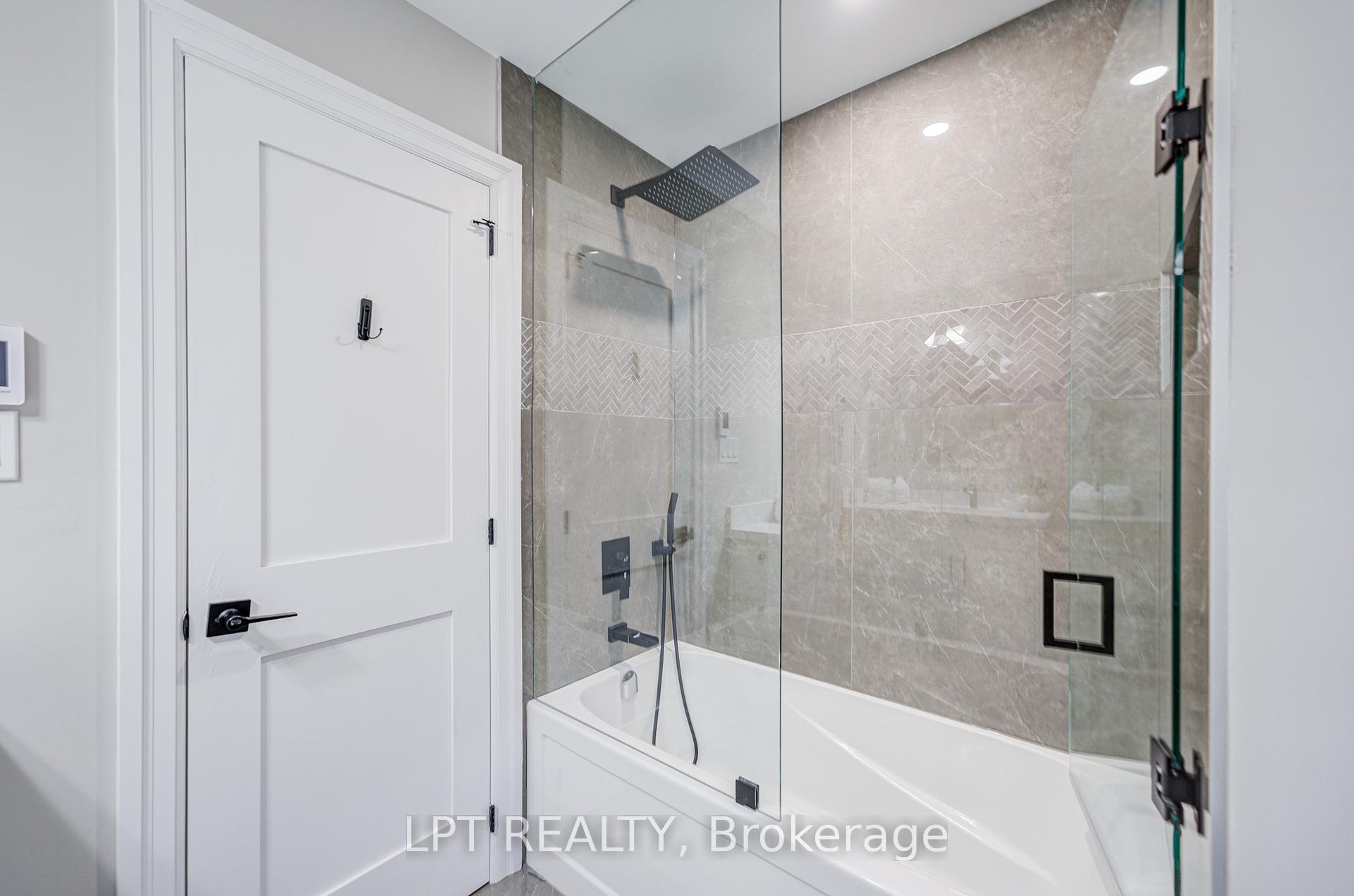 Photo 35 of 363 Rosebank Road, Pickering, Rosebank — HOMEH