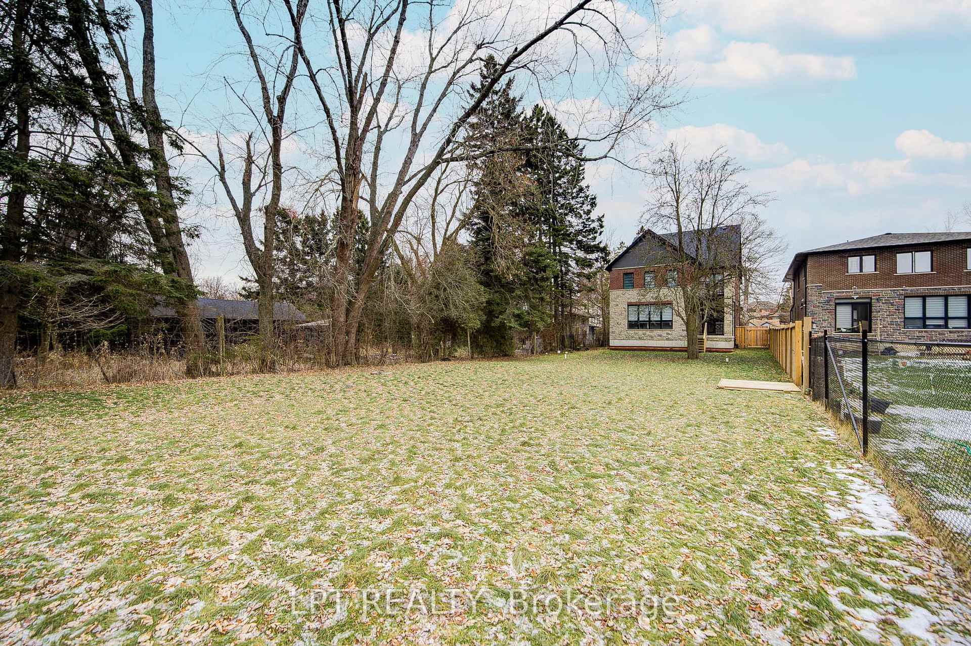 Photo 48 of 363 Rosebank Road, Pickering, Rosebank — HOMEH