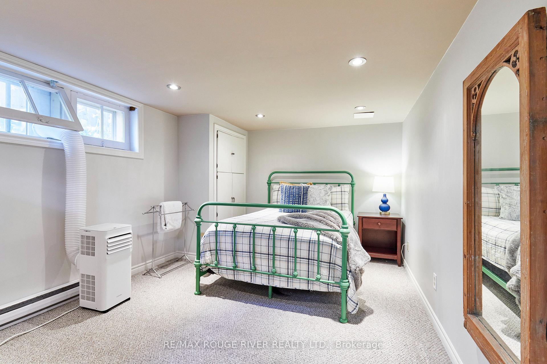 Photo 84 of 513 Centre Street S, Whitby, Downtown Whitby — HOMEH