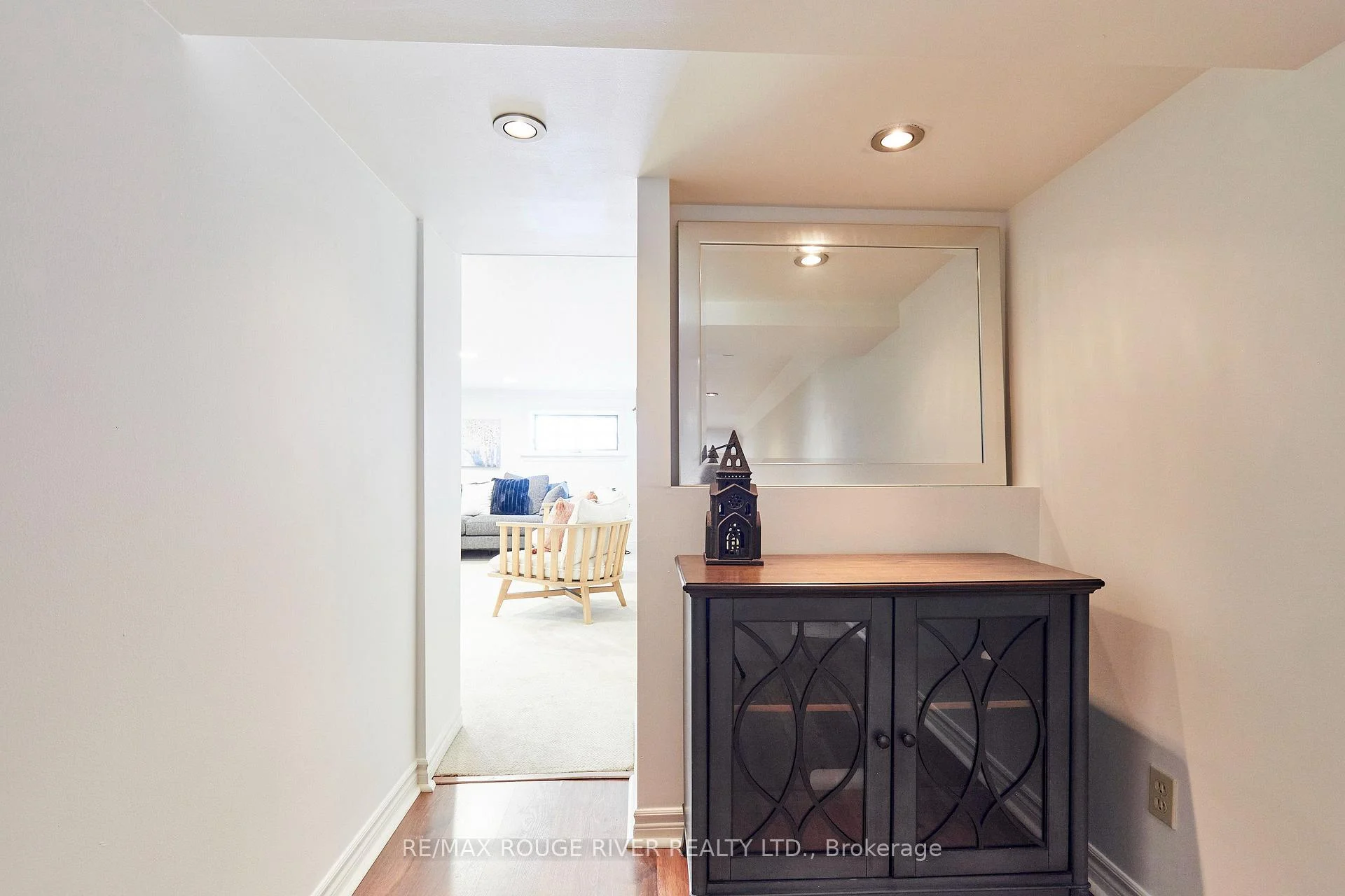 Photo 92 of 513 Centre Street S, Whitby, Downtown Whitby — HOMEH