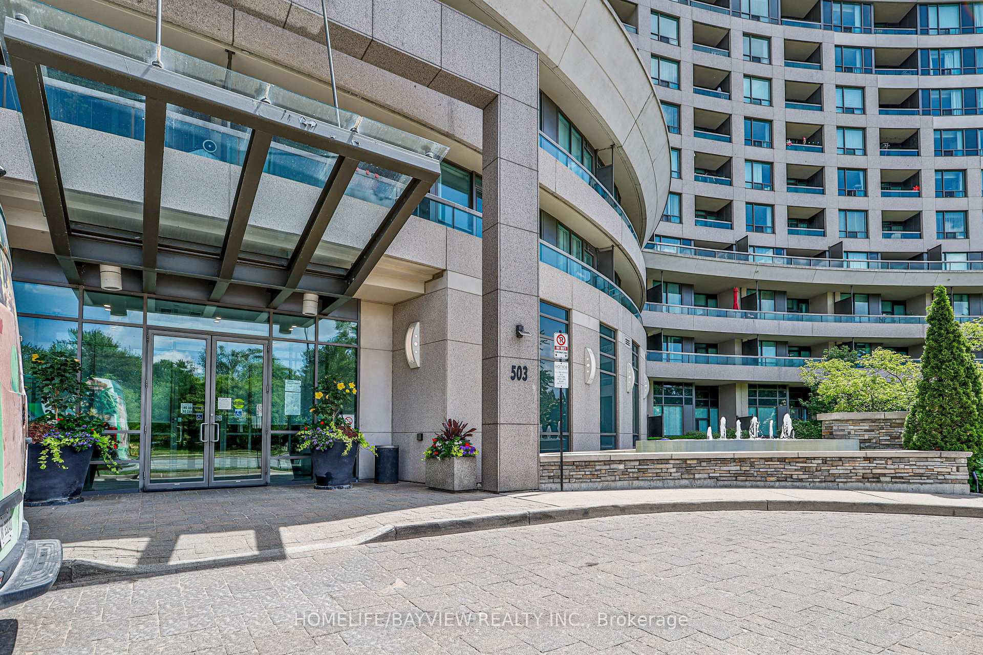 Photo 5 of Unit LPH08, 503 Beecroft Road, North York, Willowdale West — HOMEH