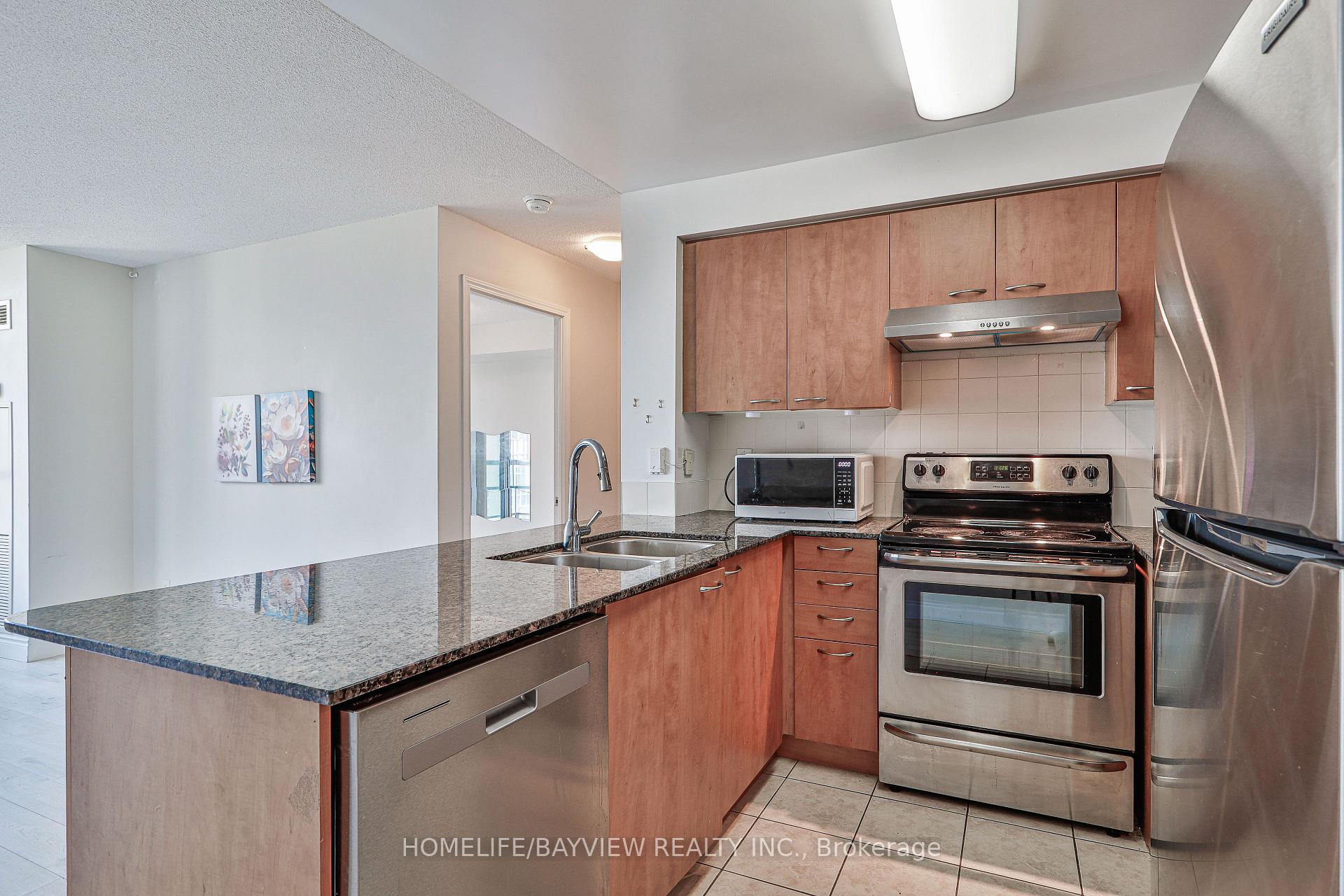 Photo 13 of Unit LPH08, 503 Beecroft Road, North York, Willowdale West — HOMEH